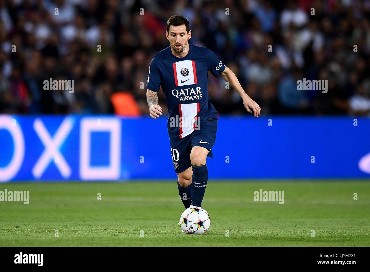 Parigi, Francia. 06 settembre 2022. Lionel messi del Paris Saint-Germain FC in azione durante la partita di calcio della UEFA Champions League tra il Paris Saint-Germain FC e il Juventus FC. Credit: Nicolò campo/Alamy Live News Foto Stock