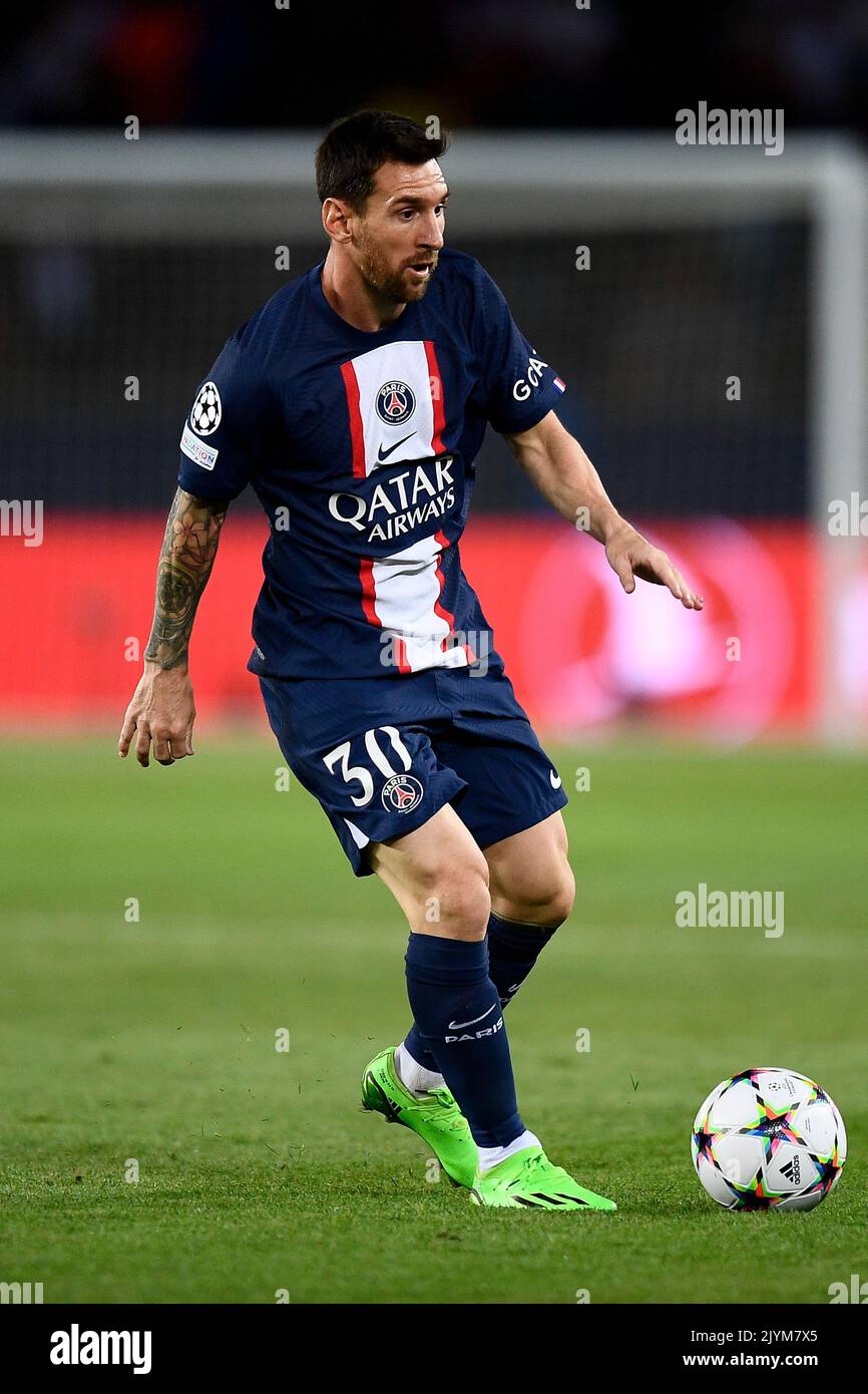 Parigi, Francia. 06 settembre 2022. Lionel messi del Paris Saint-Germain FC in azione durante la partita di calcio della UEFA Champions League tra il Paris Saint-Germain FC e il Juventus FC. Credit: Nicolò campo/Alamy Live News Foto Stock