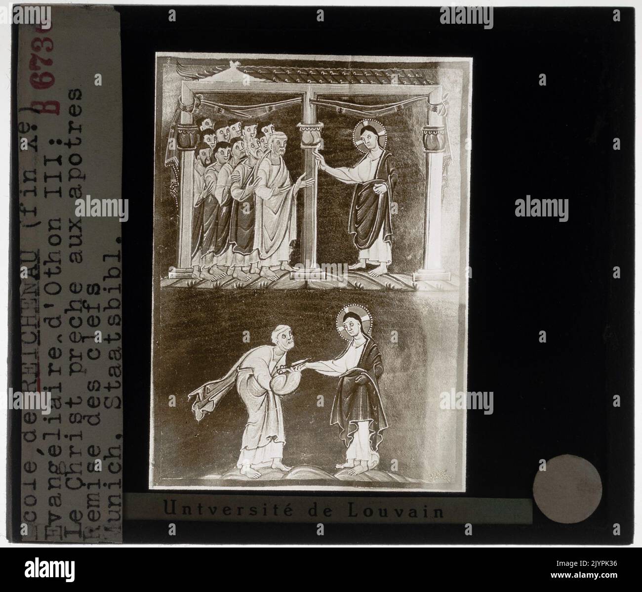 Il Codex Egberti è un manoscritto miniato del IX secolo, noto per le sue dettagliate miniature. Un'illustrazione significativa nel codice raffigura la nascita di Cristo e la proclamazione ai pastori. Questa scena è una parte importante dell'arte cristiana, catturando un momento cruciale nella storia della natività. Foto Stock