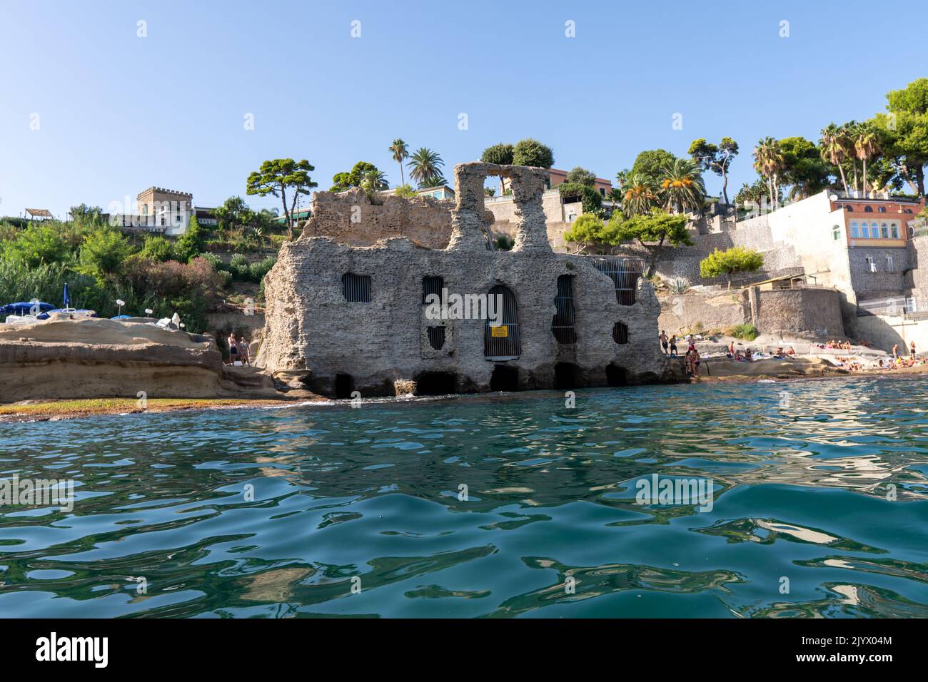 Tour in kayak a Napoli - palazzo degli spiriti, marechiaro Foto Stock