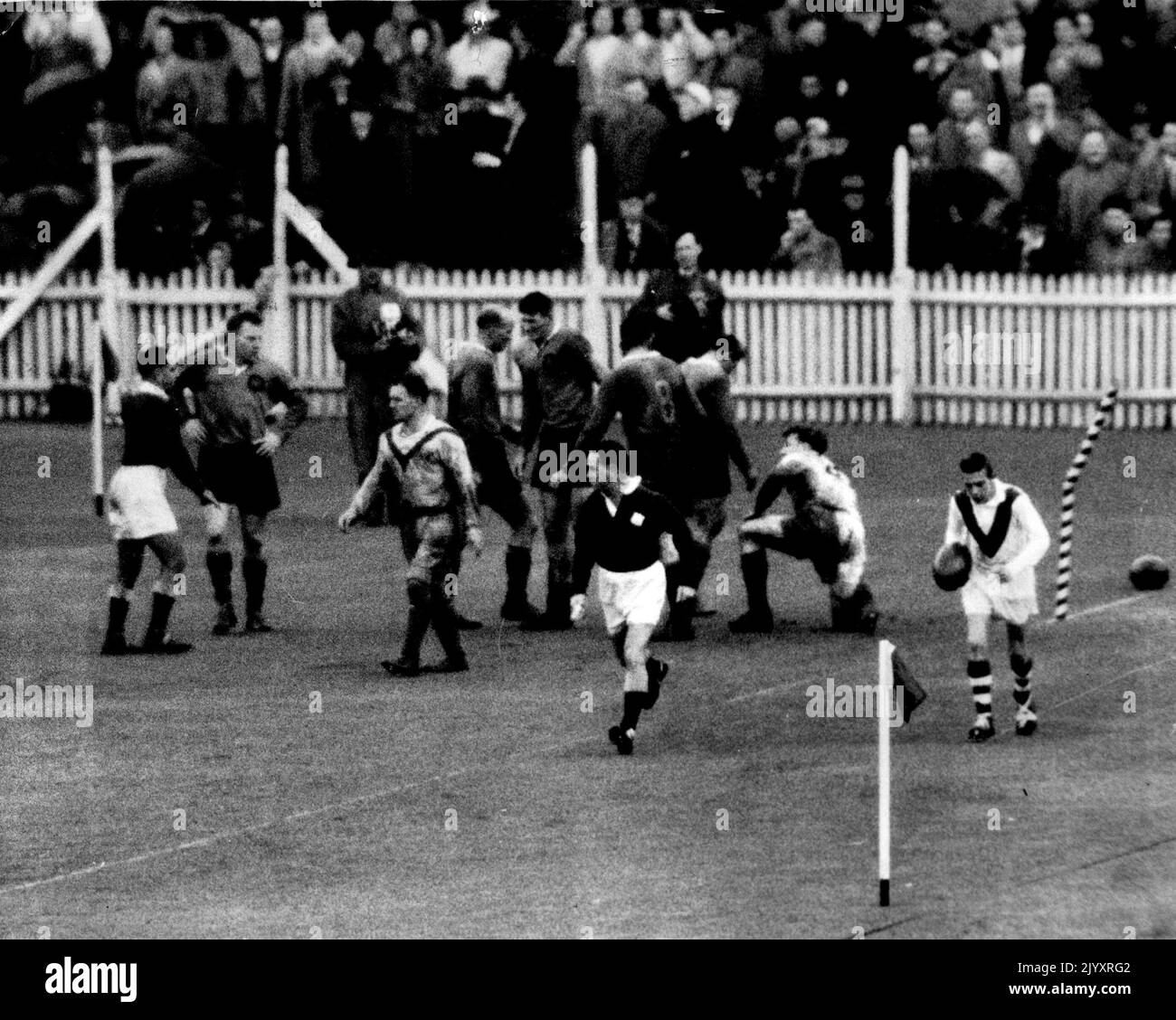 Inghilterra contro NSW al SCG del 10 luglio, che è stato abbandonato. Luglio 14, 1954. Foto Stock