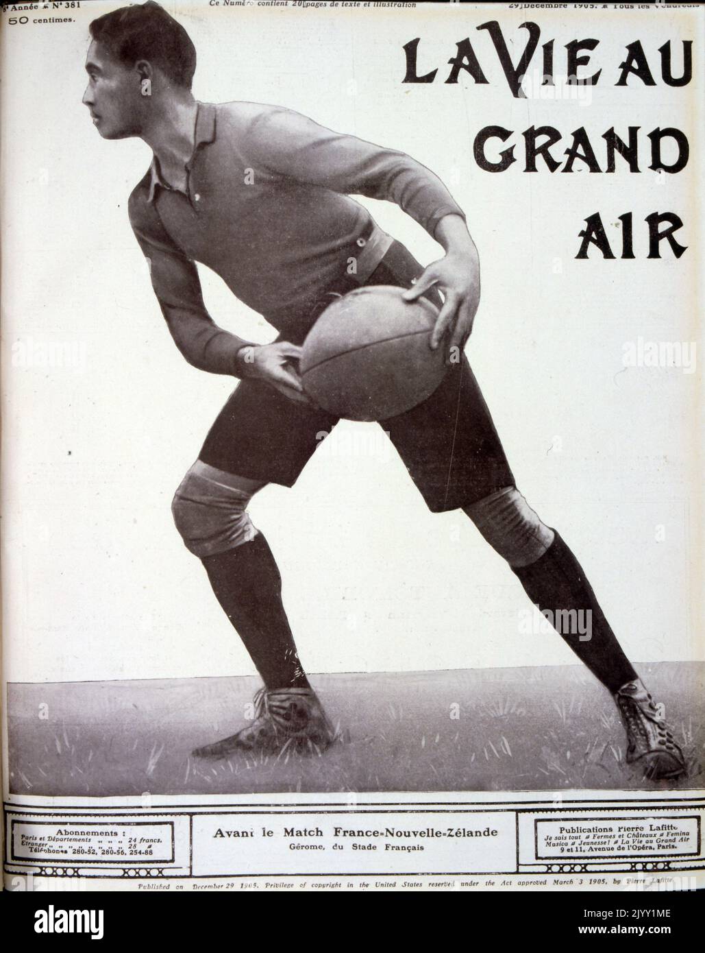 Maori, giocatore di rugby neozelandese, prima della partita Francia-Nuova Zelanda, a Parigi 1905. Il primo tour della Nuova Zelanda nell'emisfero settentrionale fu nel 1905-06. Era anche la prima volta che indossavano una striscia nera e la prima volta che eseguiva l'Hakka. Foto Stock