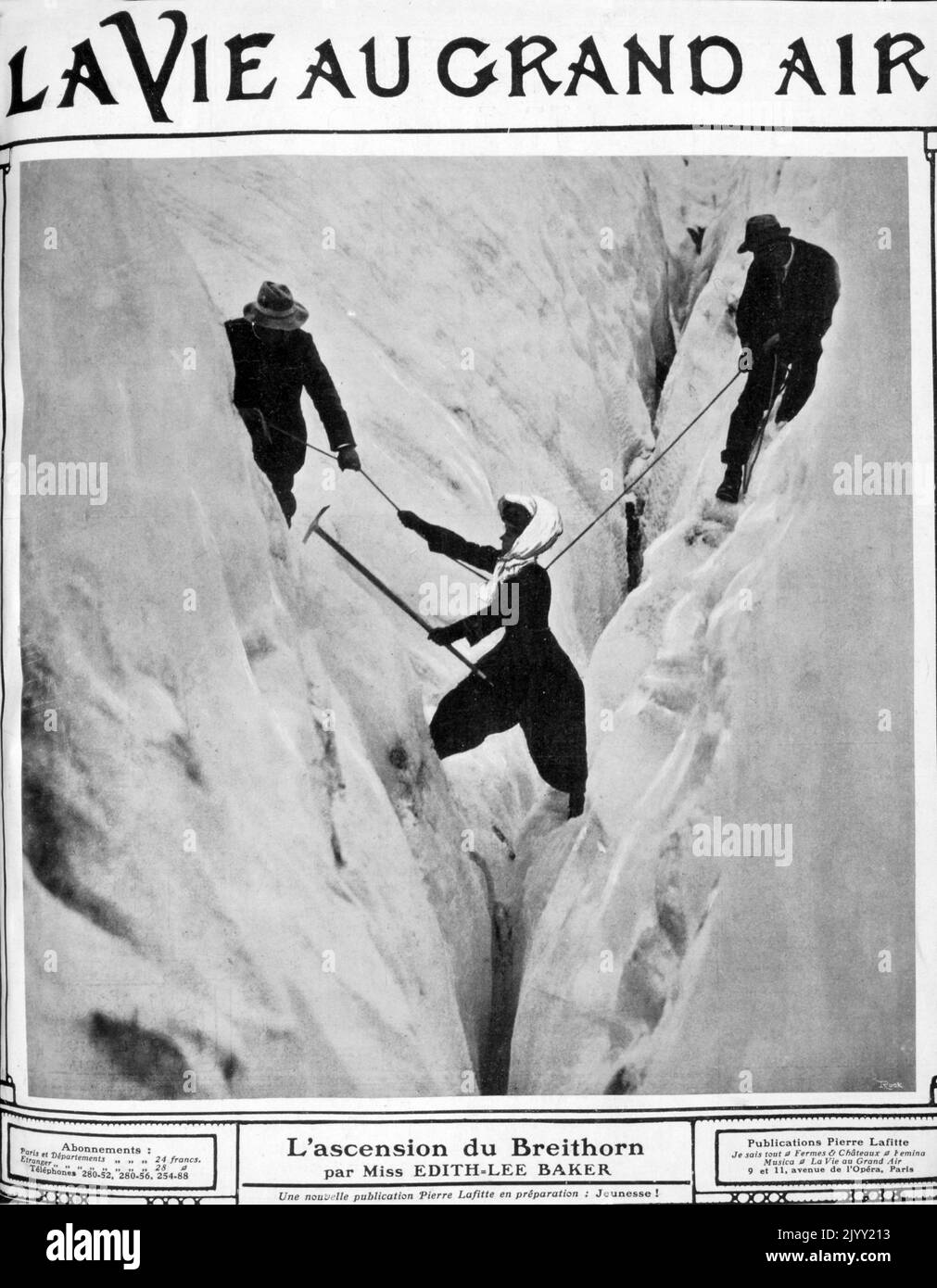Alpinista femminile, Edith-Lee Baker arrampicata sul Breithorn. Questa montagna alpina sorge a 13.661 piedi o 4.164 m) nelle Alpi Pennine con la sua vetta più alta con lo stesso nome (ma anche chiamata Breithorn (vertice occidentale)), situata al confine tra la Svizzera e l'Italia. Foto Stock