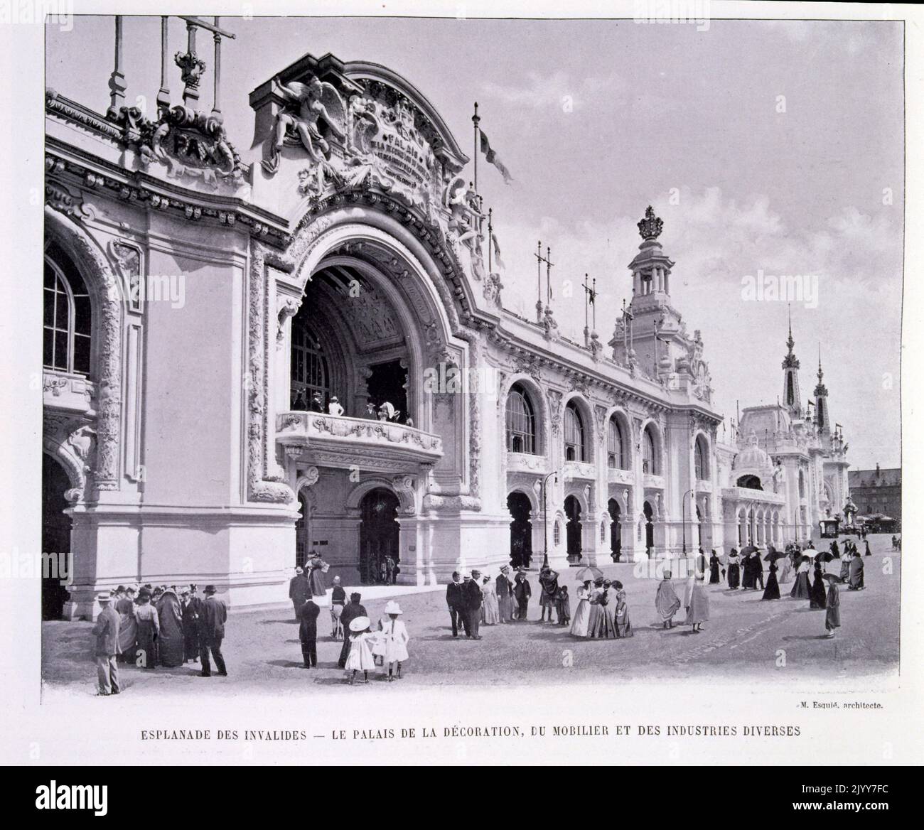 Esposizione Universelle (Fiera Mondiale) Parigi, 1900; fotografia in bianco e nero; l'Esplanade des Invalides; il Palazzo delle Arti decorative, del Mobile e dell'Artigianato. Foto Stock