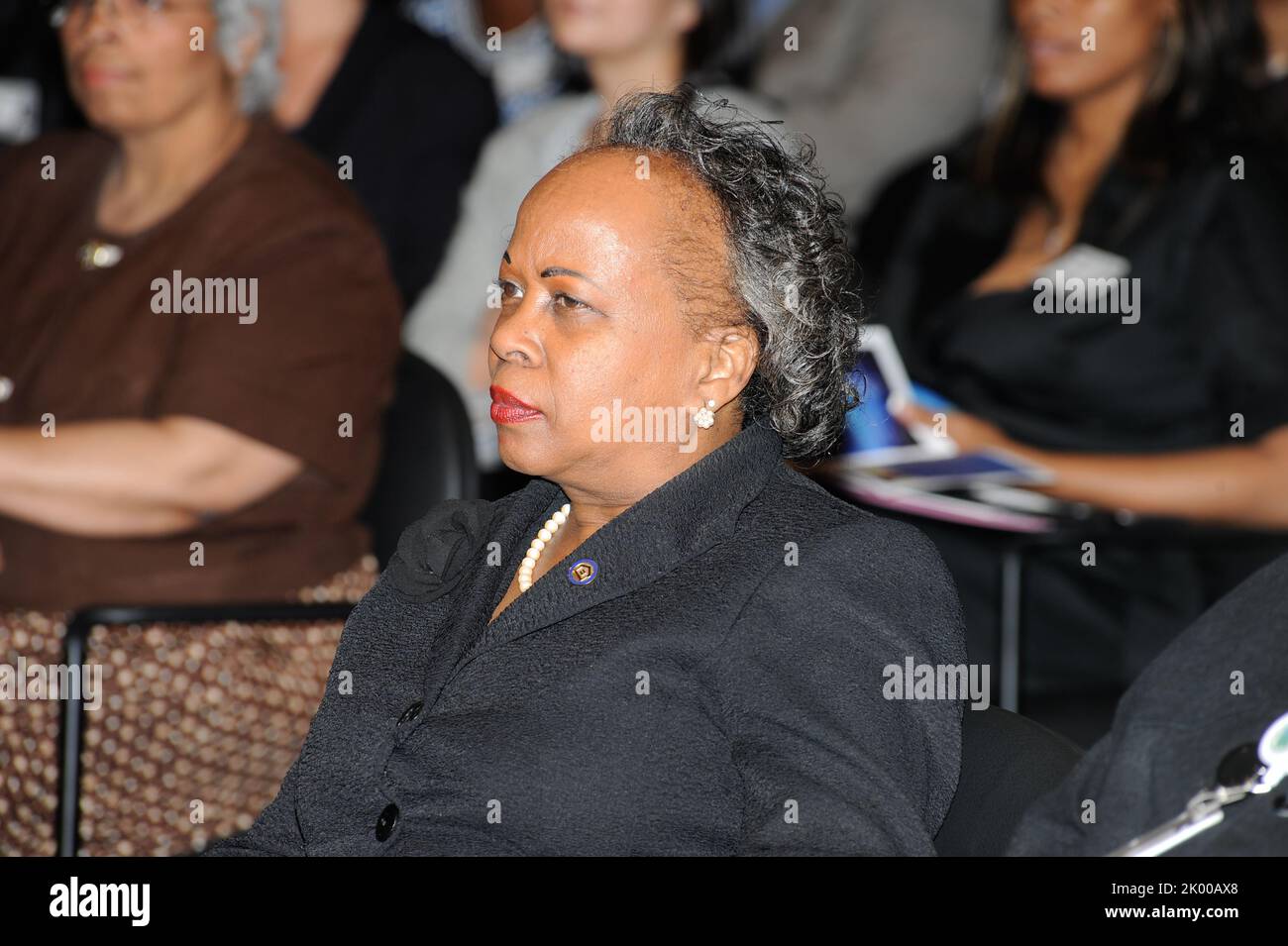 Evento promozionale fair Housing ('Time to Act') presso la sede HUD, con l'Assistente Segretario per l'edilizia popolare e l'Equal Opportunnity (FHEO), John Trasvina e altri alti funzionari della FHEO che si uniscono al Segretario Shaun Donovan tra i relatori. Foto Stock