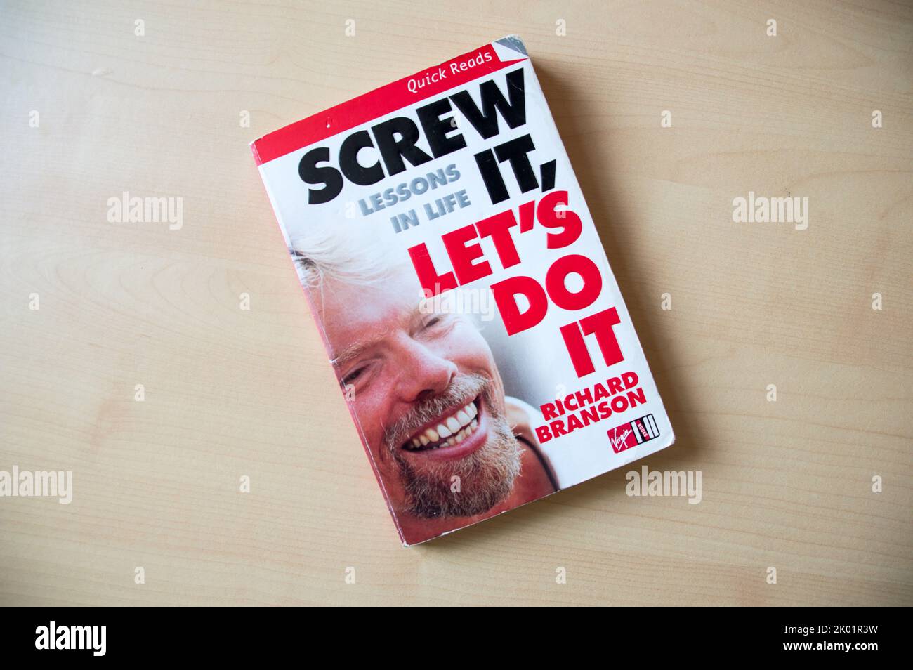 La vite lascia lo fa il libro di aiuto di auto da Richard Branson Foto Stock La vite lascia lo fa il libro di aiuto di auto da Richard Branson Foto Stock