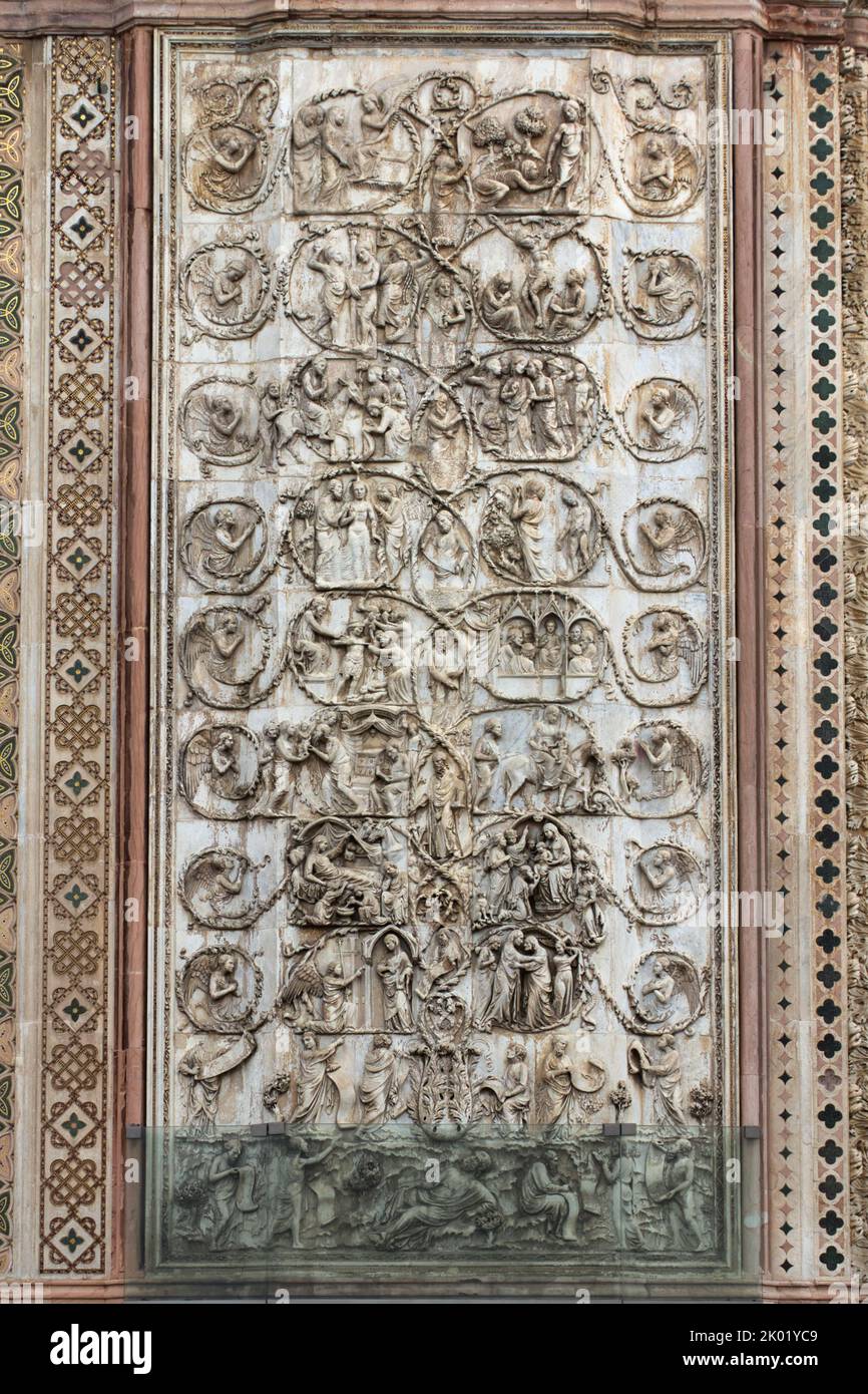 Il terzo pilastro, Storie del nuovo Testamento (bassorilievi di Lorenzo Maitani, 14th ° secolo) - facciata della cattedrale di Orvieto - Umbria - Italia Foto Stock