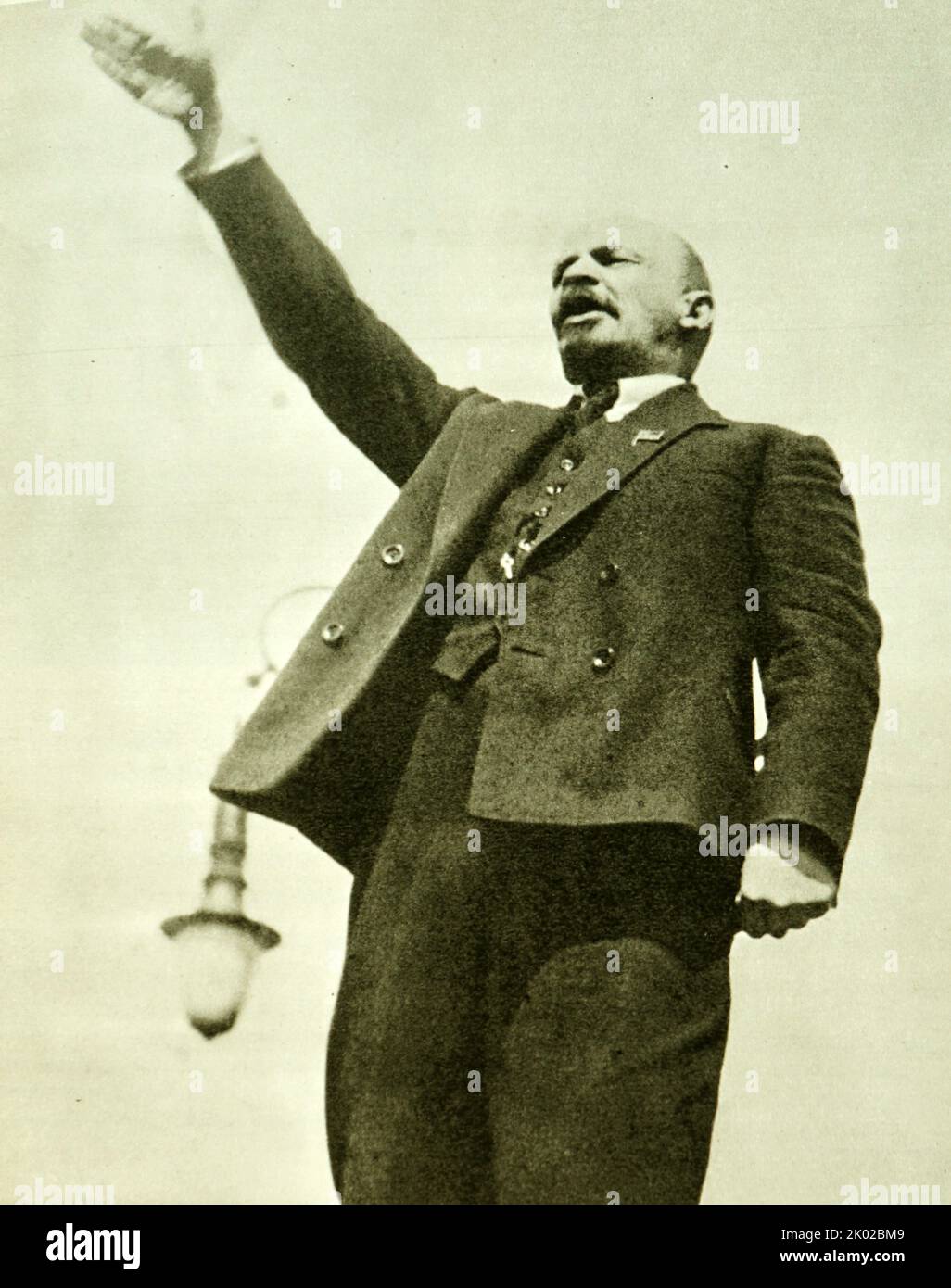 Lenin consegna un discorso sulla Piazza Rossa (dal campo di esecuzione all'apertura del monumento temporaneo a Stepan Razin). Foto Stock