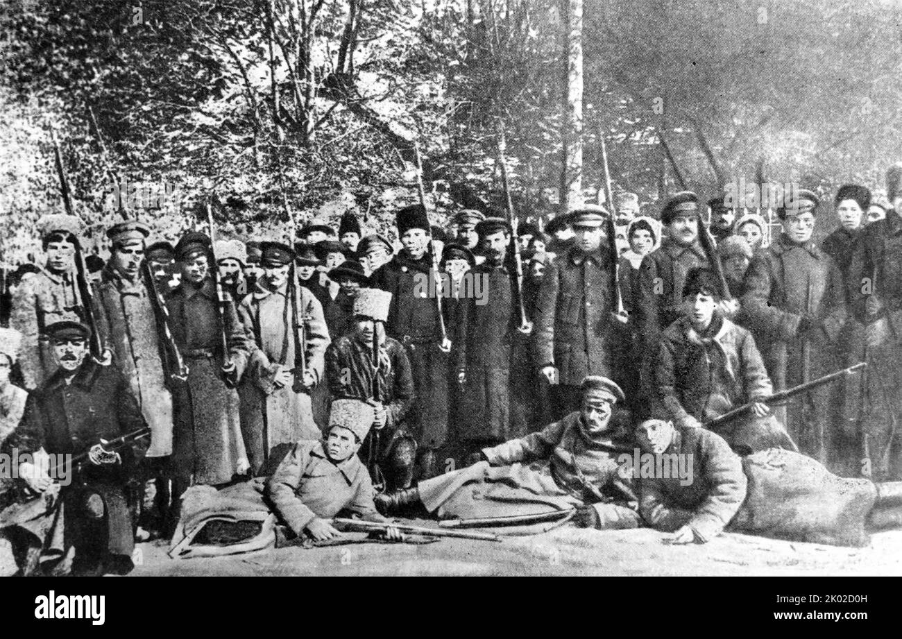 Soldati della guardia rossa di Kiev. Truppe che hanno partecipato alla guerra contro la contro la controrivoluzionaria Ucraina Centrale Rada, nel gennaio del 1918,. Foto Stock