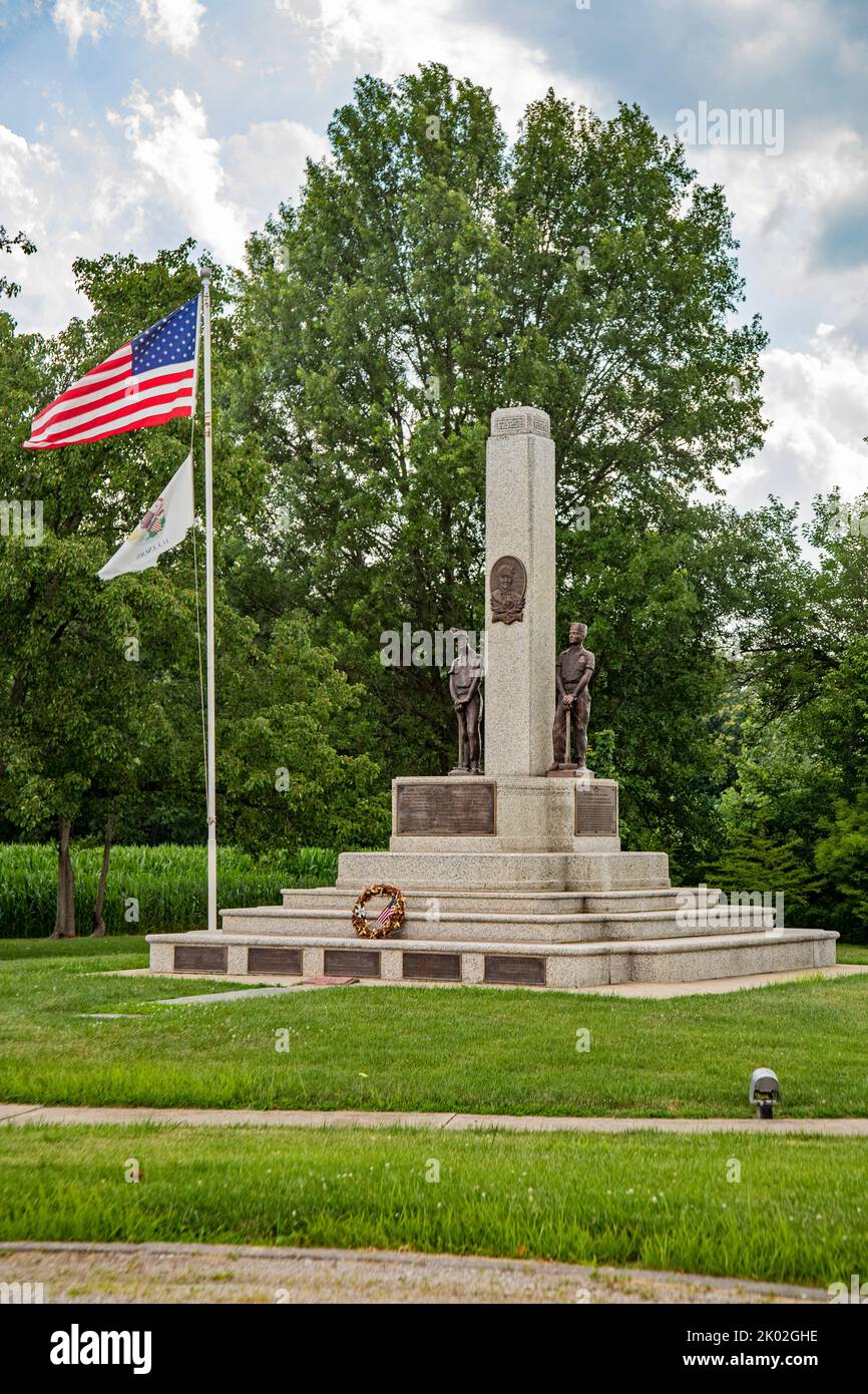 Mt. Olive, Illinois - il luogo di sepoltura e monumento in onore del leggendario leader del lavoro Mary Harris 'Madre' Jones nel cimitero dei minatori dell'Unione. Era un Foto Stock