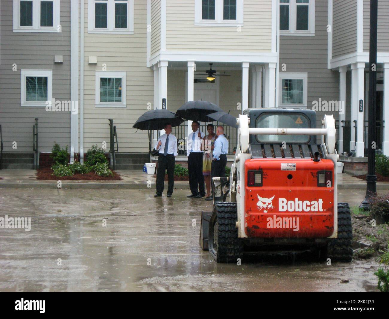 Il Segretario Shaun Donovan a New Orleans, Louisiana, dove si è Unito al Presidente Barack Obama, alla First Lady Michelle Obama, e al Sindaco di New Orleans Mitch Landrieu per un tour del Columbia Parc Housing Development, e agli eventi che hanno segnato il quinto anniversario dell'uragano Katrina. Foto Stock