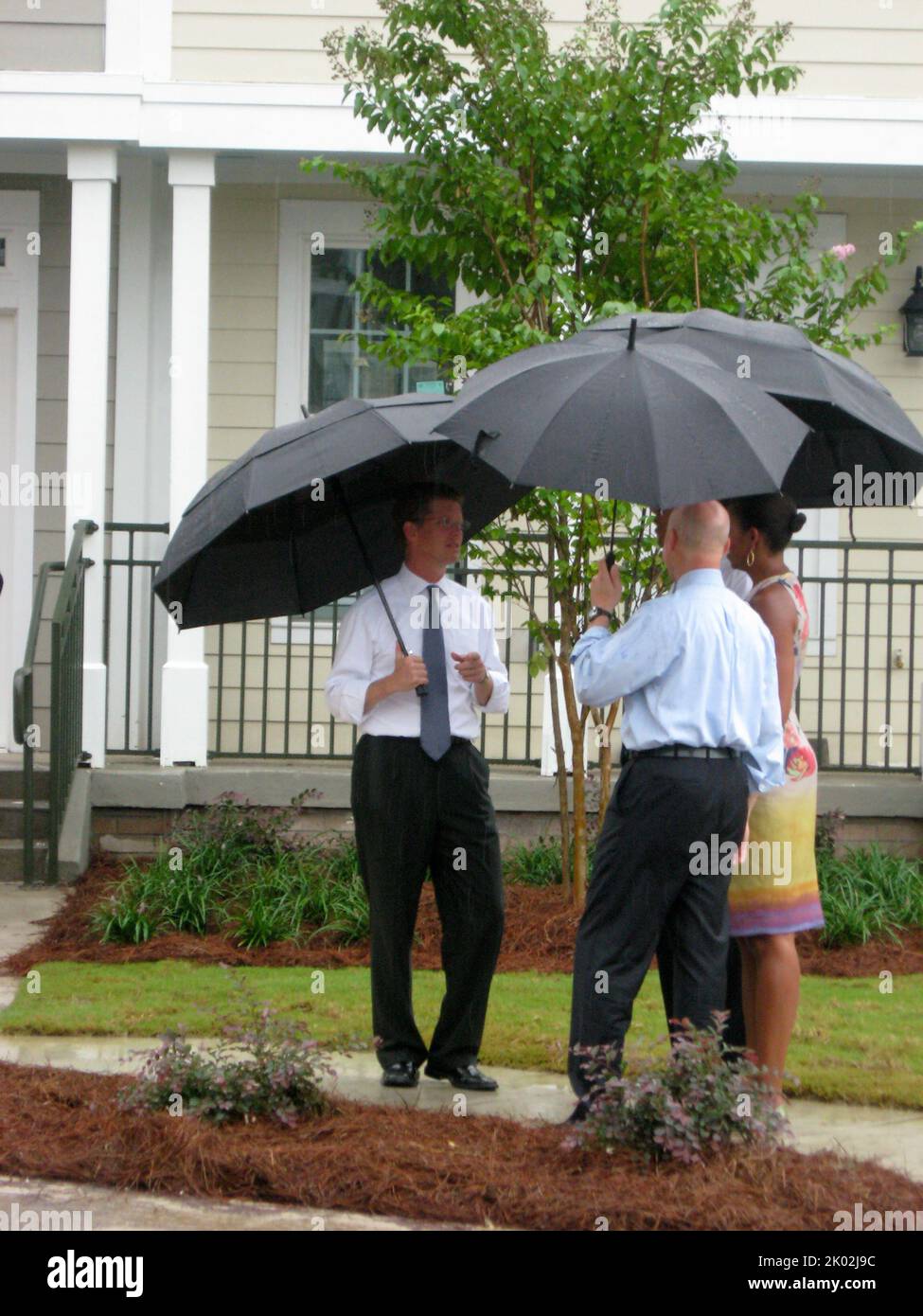 Il Segretario Shaun Donovan a New Orleans, Louisiana, dove si è Unito al Presidente Barack Obama, alla First Lady Michelle Obama, e al Sindaco di New Orleans Mitch Landrieu per un tour del Columbia Parc Housing Development, e agli eventi che hanno segnato il quinto anniversario dell'uragano Katrina. Foto Stock