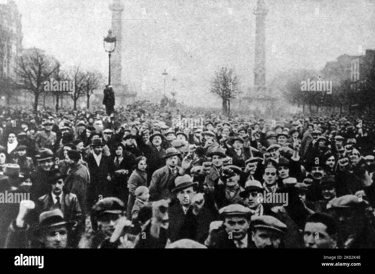 La manifestazione dei lavoratori francesi contro il tentativo di colpo di stato fascista. Parigi, 1934 Foto Stock
