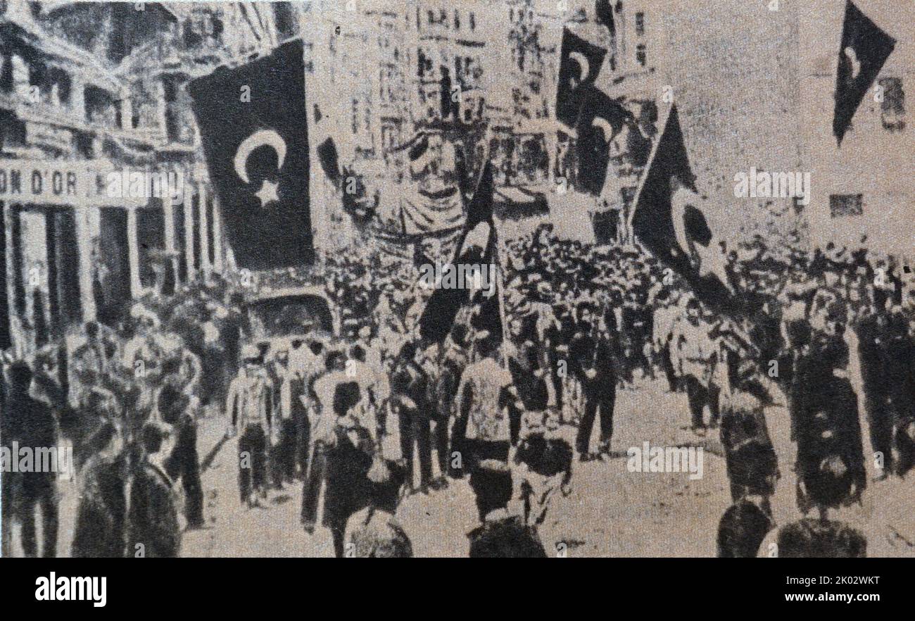 Manifestazione a Istanbul nel luglio 1908, in occasione del restauro della costituzione. Foto Stock