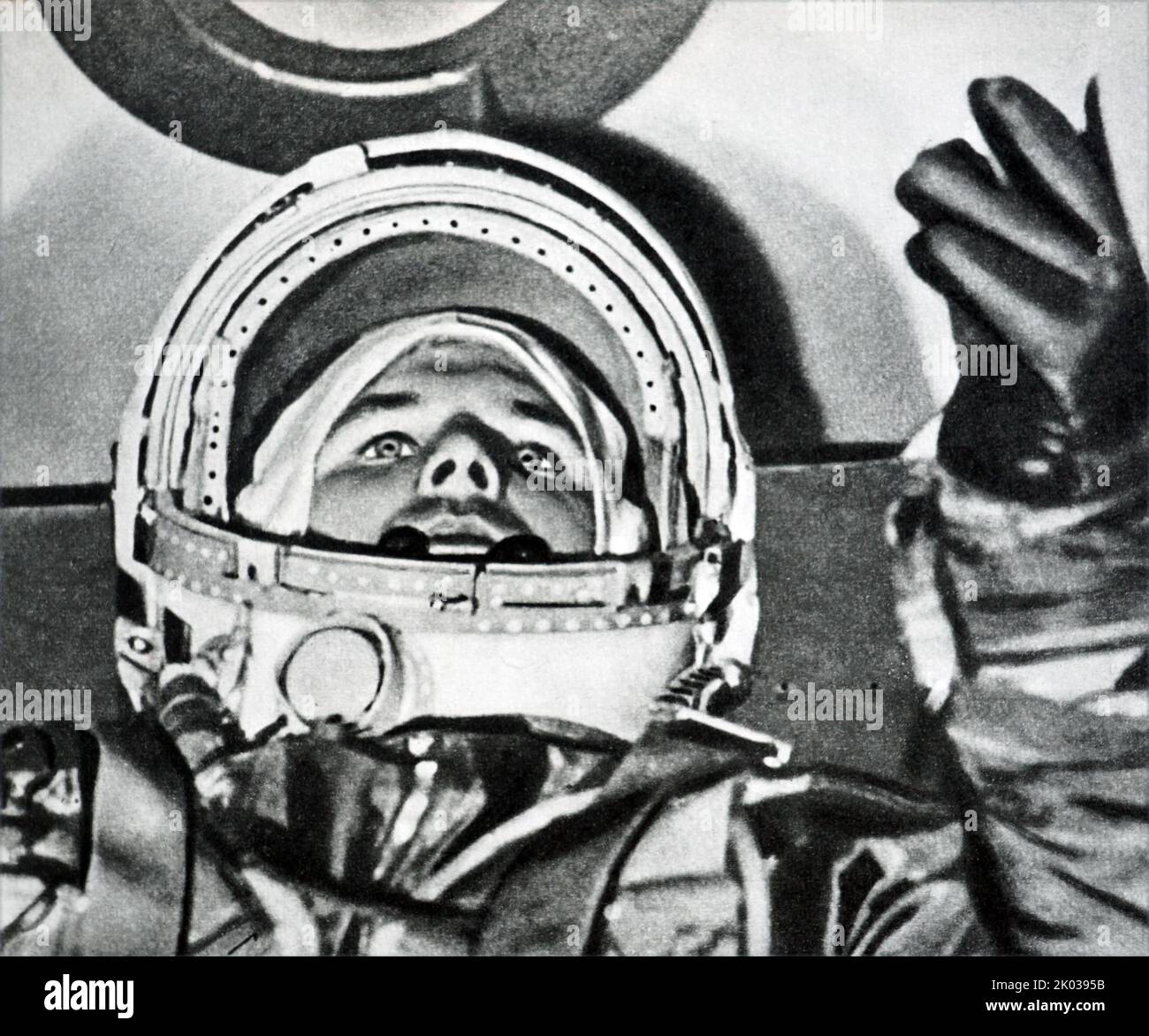 Vostok 1 fu il primo volo spaziale del programma Vostok e il primo volo spaziale umano nella storia. Lanciato da Baikonur Cosmodrome il 12 aprile 1961, con il cosmonaut sovietico Yuri Gagarin a bordo, che lo rende il primo umano a attraversare nello spazio esterno. Foto Stock