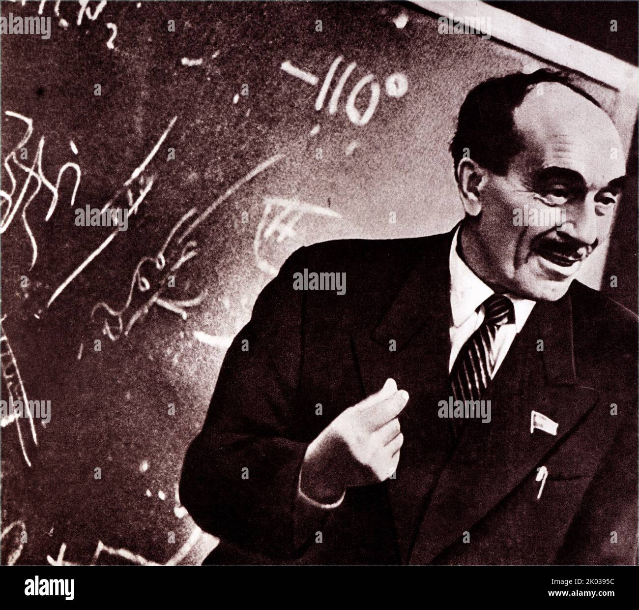 Nikolay Nikolayevich Semyonov (1896 - 1986) fisico e chimico sovietico. Semyonov è stato insignito del Premio Nobel per la chimica 1956 per il suo lavoro sul meccanismo della trasformazione chimica. Foto Stock