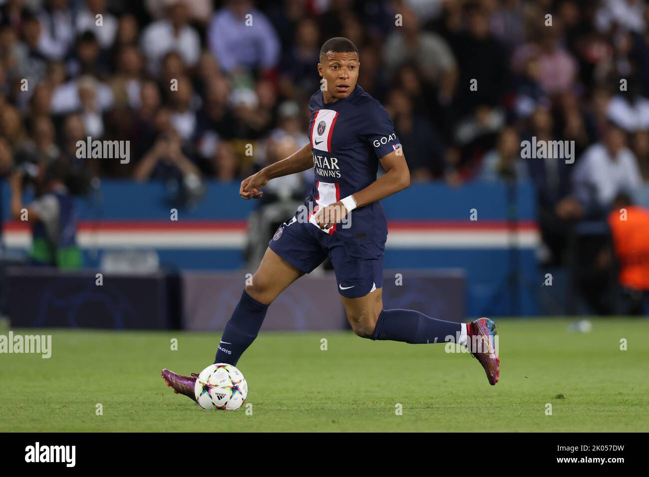 Parigi, Francia, 6th settembre 2022. Kylian Mbappe di PSG durante la partita della UEFA Champions League a le Parc des Princes, Parigi. L'immagine di credito dovrebbe essere: Jonathan Moskrop / Sportimage Foto Stock