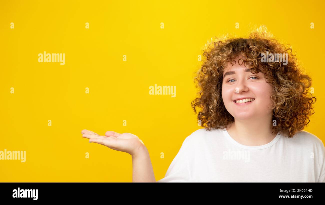 corpo positivo informazione banner donna sovrappeso Foto Stock