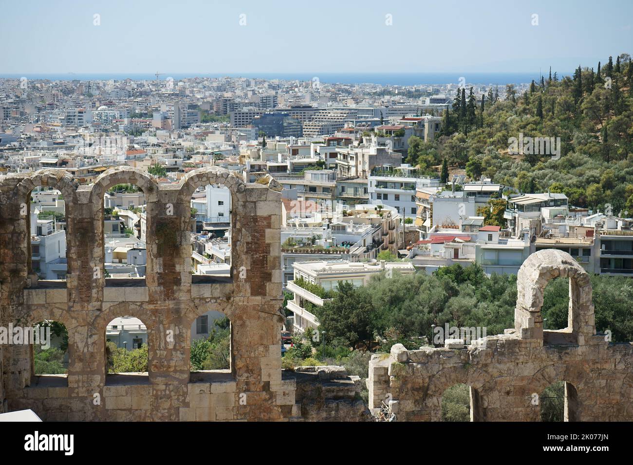 Paesaggio urbano di Atene dall'Acropoli di Atene Foto Stock