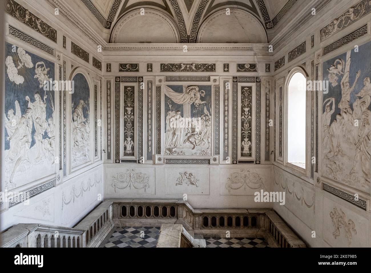 Interno dell'ex Monastero di San Nicolò l'Arena, Catania, Sicilia. Attualmente è occupato dal Dipartimento di Scienze umanistiche dell'Università Foto Stock
