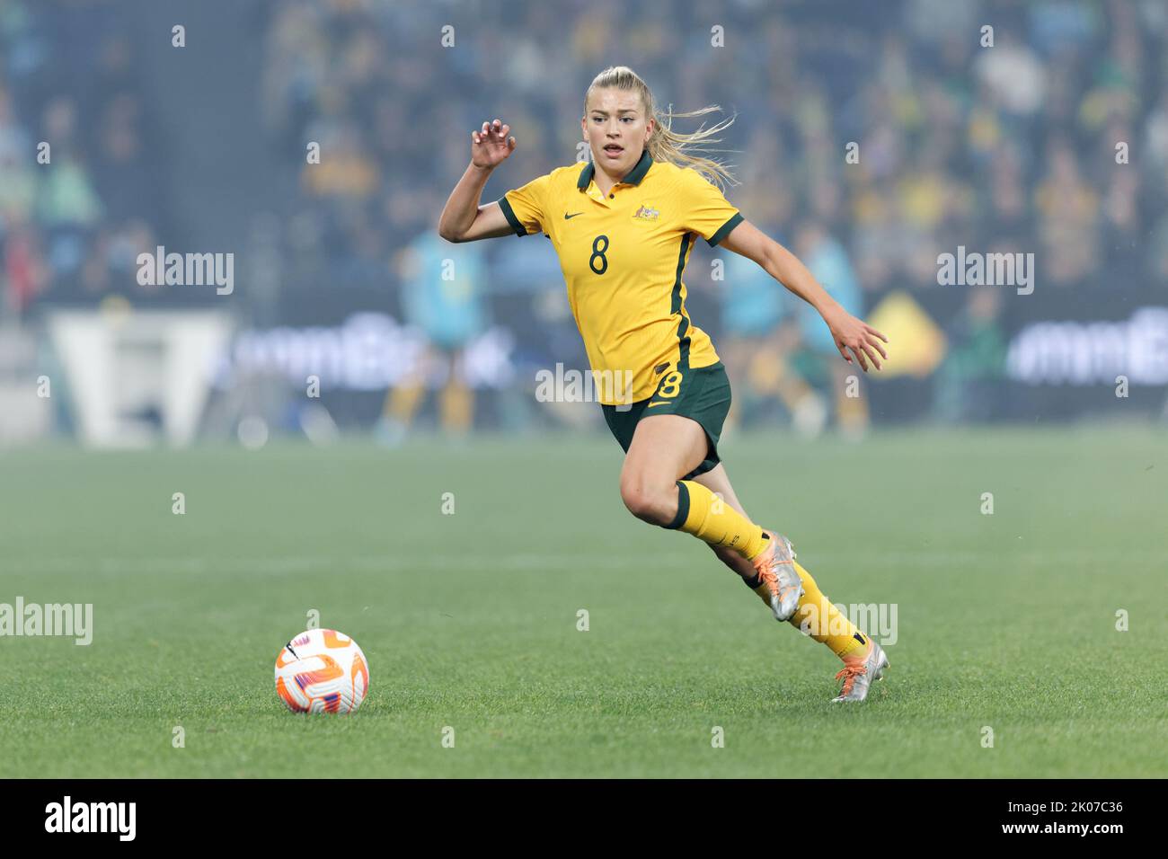 SYDNEY, AUSTRALIA - SETTEMBRE 6: Charlotte Grant of Australia correndo con la palla durante l'International friendly Match tra Australia e Cana Foto Stock