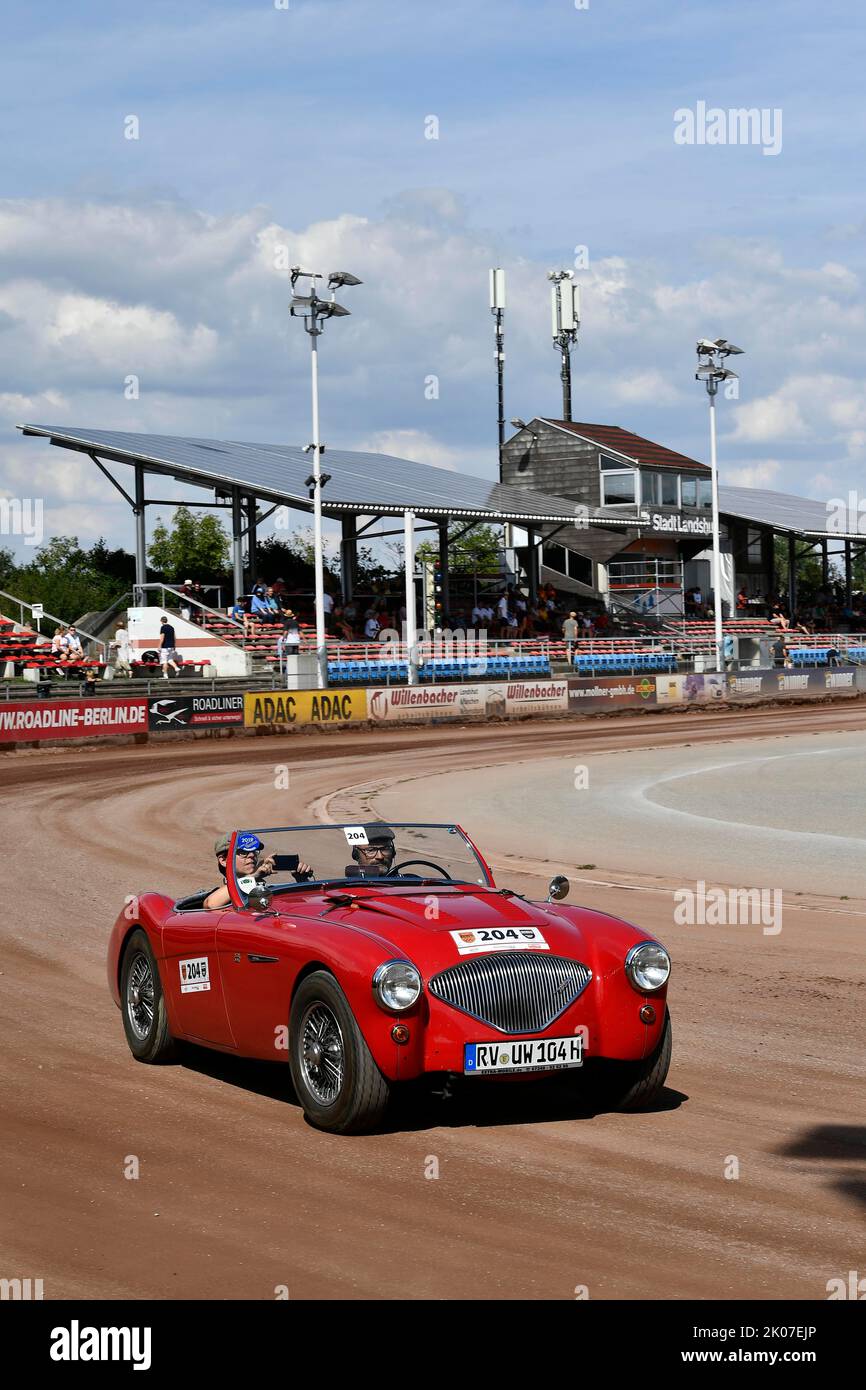 13. 08. 2022, Olympic Rally 72, 1972, 50th Anniversary Revival 2022, corse automobilistiche, rally, auto classica, stadio speedway, Ellermuehle, Landshut, Austin Foto Stock