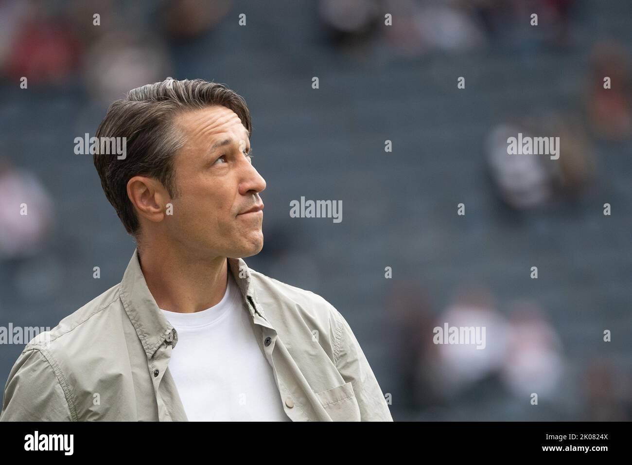 10 settembre 2022, Hessen, Francoforte sul meno: Calcio: Bundesliga, Eintracht Francoforte - VfL Wolfsburg, giorno 6, Deutsche Bank Park. Wolfsburg allenatore Niko Kovac prima della partita. Foto: Sebastian Gollnow/dpa - NOTA IMPORTANTE: Conformemente ai requisiti della DFL Deutsche Fußball Liga e della DFB Deutscher Fußball-Bund, è vietato utilizzare o utilizzare fotografie scattate nello stadio e/o della partita sotto forma di sequenze di immagini e/o serie di foto simili a un video. Foto Stock