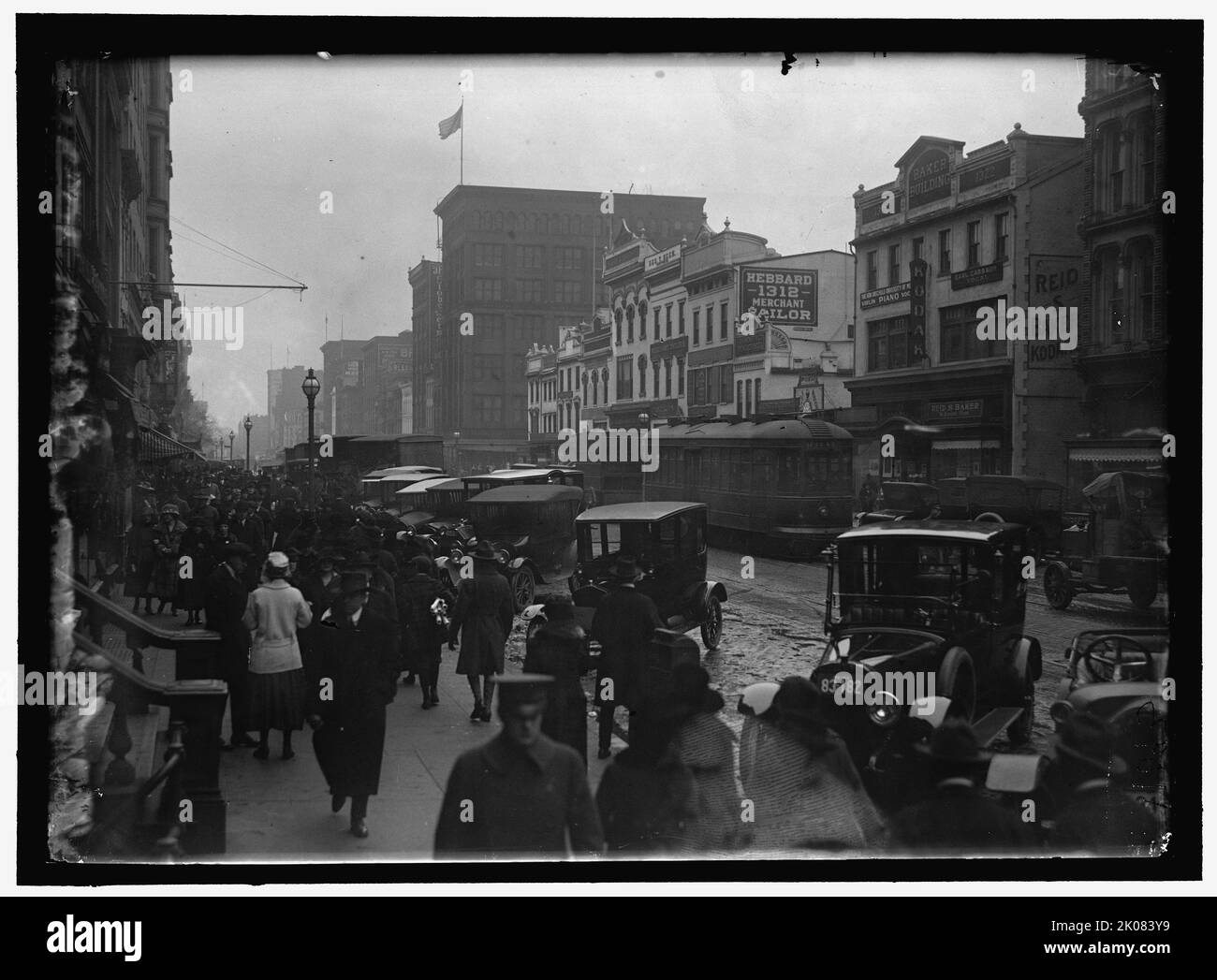 Street Scene, tra la 1913 e la 1918. Foto Stock