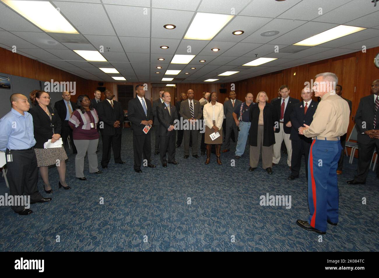 Festa di compleanno del corpo Marino - Celebrazione del 233rd° compleanno del corpo Marino degli Stati Uniti, presso la sede centrale dell'HUD. Marine Corps Birthday Celebration Subject, Celebration of the U.S. Marine Corps' 233rd Birthday, at HUD Headquarters. Foto Stock