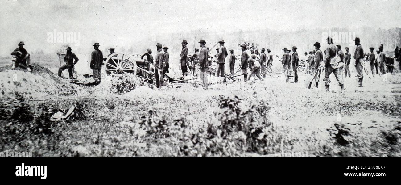 Azione a batteria a Fredericksburg. La battaglia di Fredericksburg fu combattuta dal 11 al 15 dicembre 1862, a Fredericksburg, Virginia, nel teatro orientale della guerra civile americana (12 aprile 1861 - 9 maggio 1865) una guerra civile negli Stati Uniti tra gli Stati dell'Unione e gli stati confederati Foto Stock