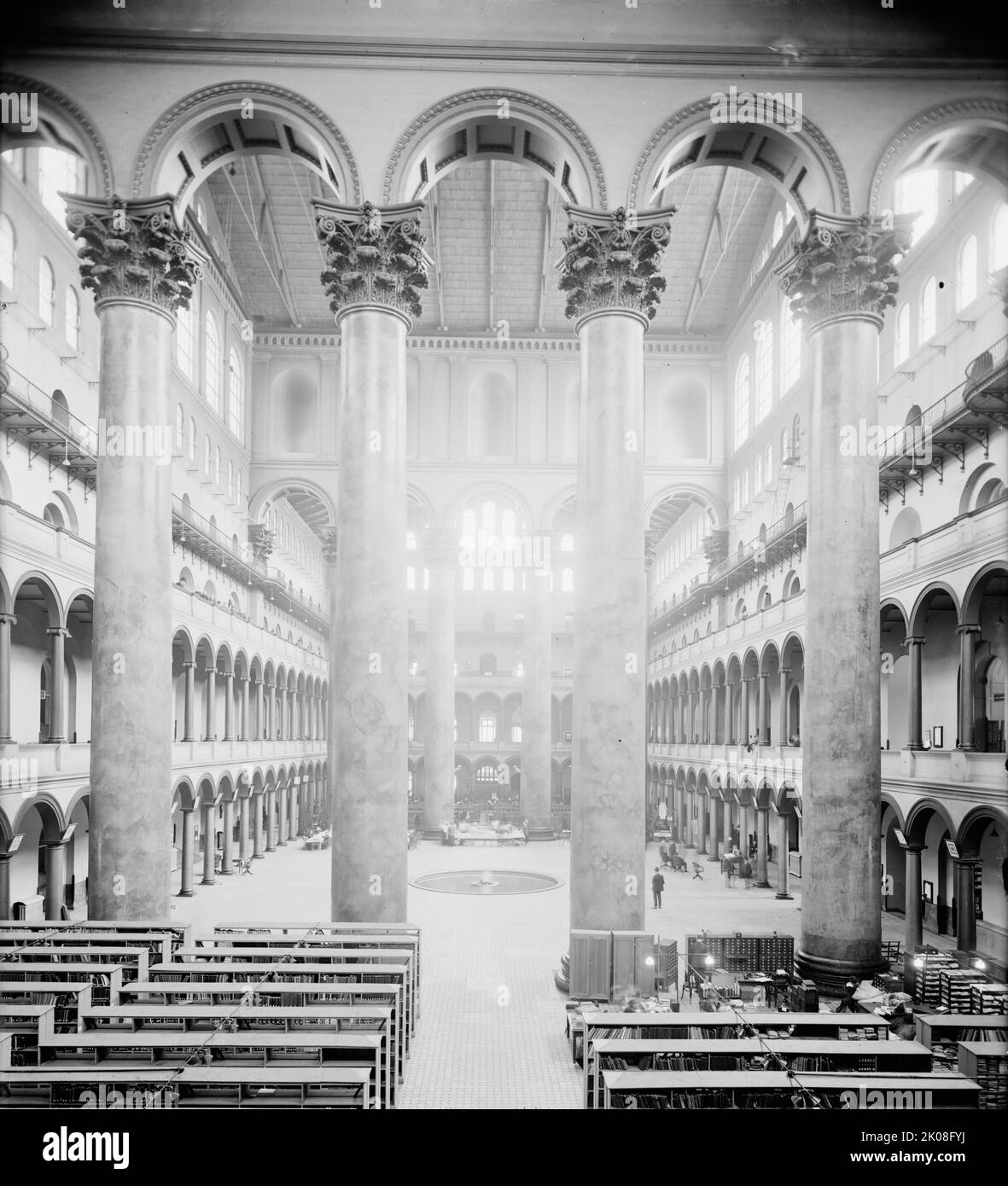 Int. Ufficio pensioni, tra il 1910 e il 1920. [Inteior, USA]. Foto Stock