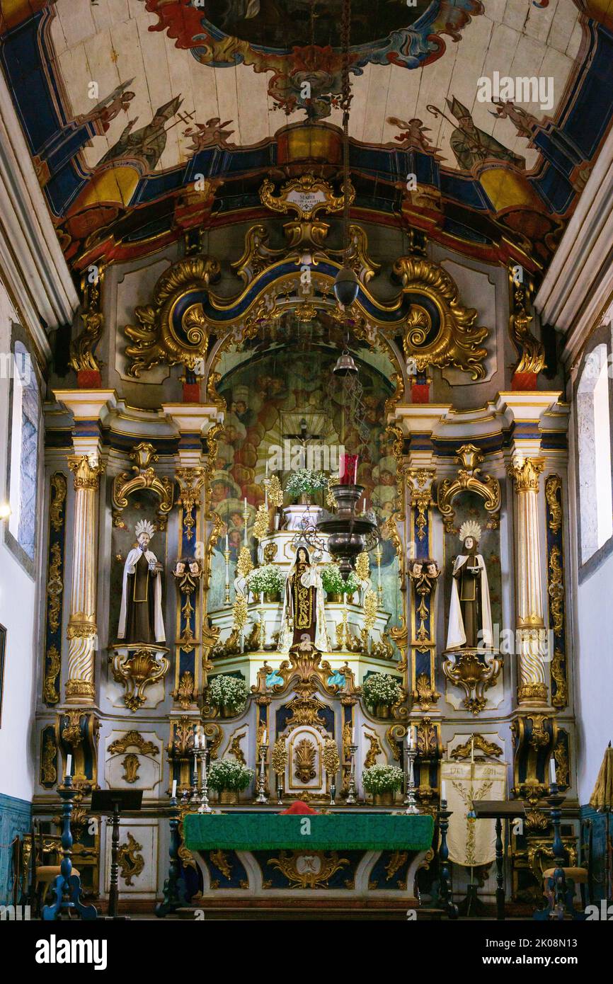 Altare maggiore, Igreja de Nossa Senhora do Carmo, Sabara, Minas Gerais, Brasile. Foto Stock