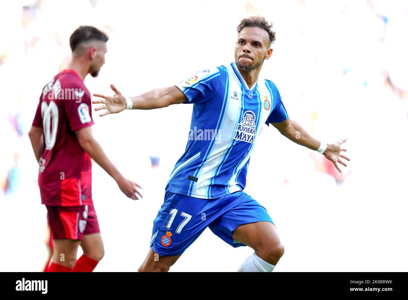 Martin Braithwaite di RCD Espanyol festeggia dopo aver segnato il 1-2 durante la partita la Liga tra RCD Espanyol e Sevilla FC giocata allo stadio RCDE il 9 settembre 2022 a Barcellona, Spagna. (Foto di Bagu Blanco / PRESSIN) Foto Stock