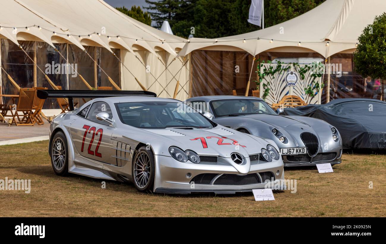 2007 McLaren Mercedes SLR 722 GT prototipo parte della Platinum Collection  di quest'anno al Salon Privé 2022 che si tiene a Blenheim Palace Foto stock  - Alamy