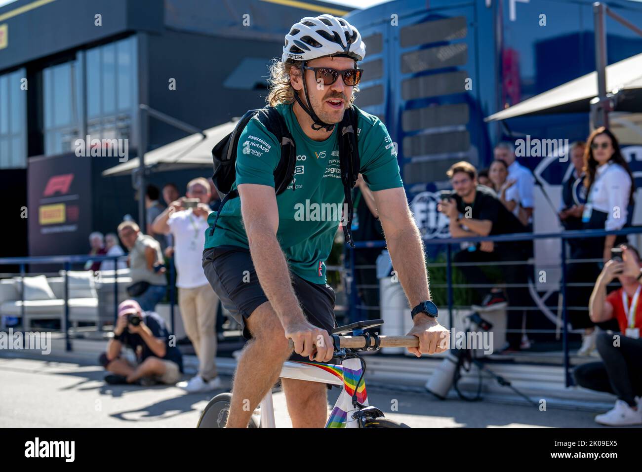 Monza, Italia, 10th set 2022, Sebastian Vettel, tedesco, compete per Aston Martin F1 . Qualificazione, 16° round del campionato di Formula 1 2022. Credit: Michael Potts/Alamy Live News Foto Stock