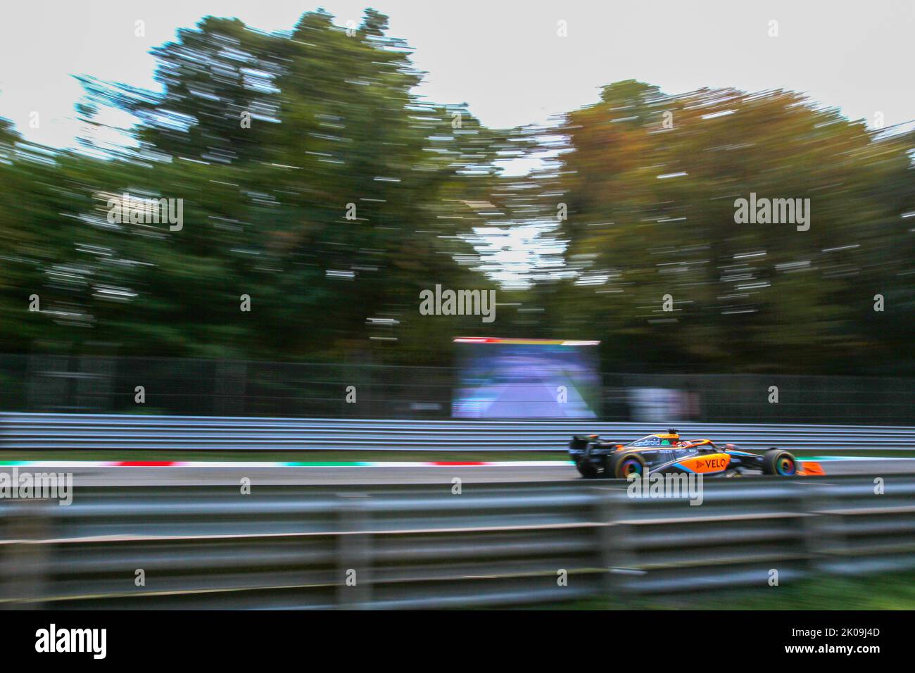 Daniel Ricciardo (AUS) McLaren MCL36 durante la qualifica di FORMULA 1 PIRELLI GRAN PREMIO D'ITALIA 2022 Foto Stock