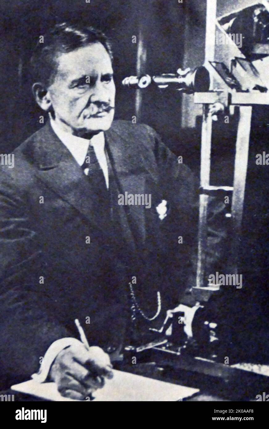 Albert Abraham Michelson FFRS HFRSE (19 dicembre 1852 – 9 maggio 1931) è stato un . Nel 1907 ha ricevuto il Premio Nobel in fisica, diventando il primo americano a vincere il Premio Nobel in una scienza Foto Stock