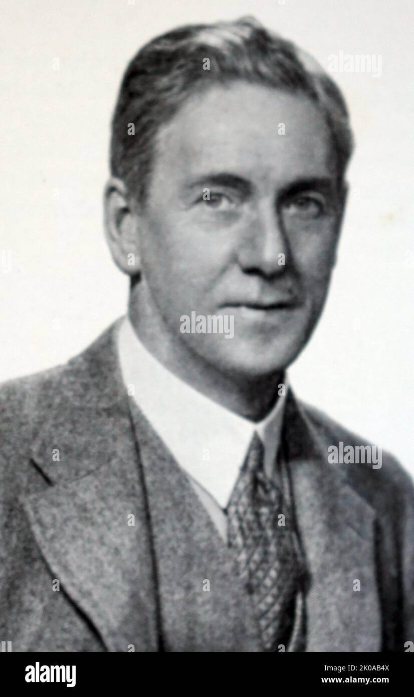 Walter McLennan Citrine, 1st Barone Citrine, GBE, PC (22 agosto 1887 – 22 gennaio 1983) è stato uno dei principali sindacalisti britannici e internazionali del 20th ° secolo e una notevole figura pubblica Foto Stock