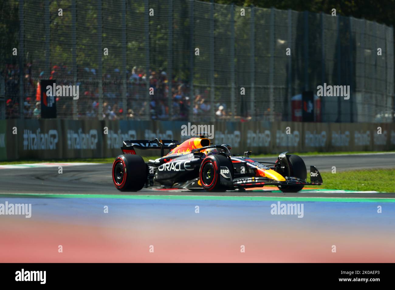 Max Verstappen (NED) Redbull Racing RB18 durante il Gran Premio d'Italia F1 2022 Foto Stock