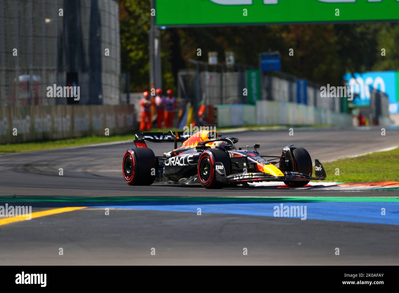 Max Verstappen (NED) Redbull Racing RB18 durante il Gran Premio d'Italia F1 2022 Foto Stock