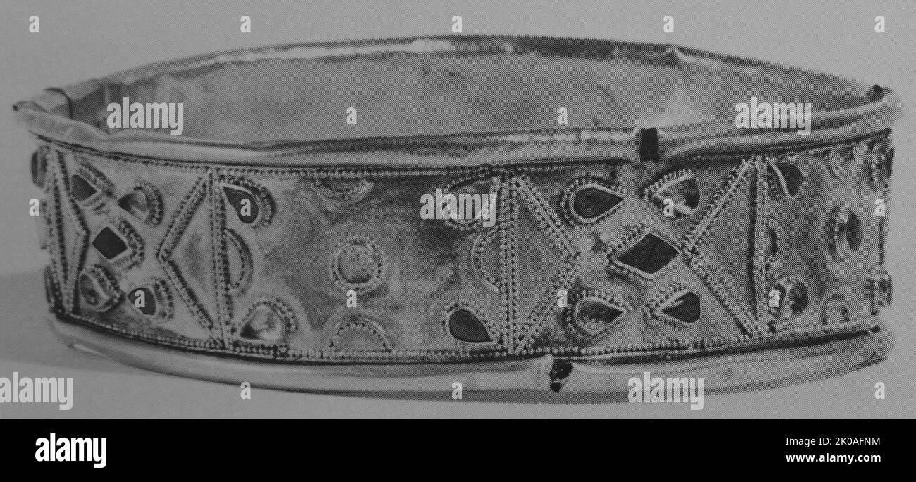 Braccialetto d'oro dal periodo dei tre Regni coreani (57 a.C. - 668) nonostante l'esistenza di più di 70 tribù in tutto il territorio coreano al momento. Foto Stock