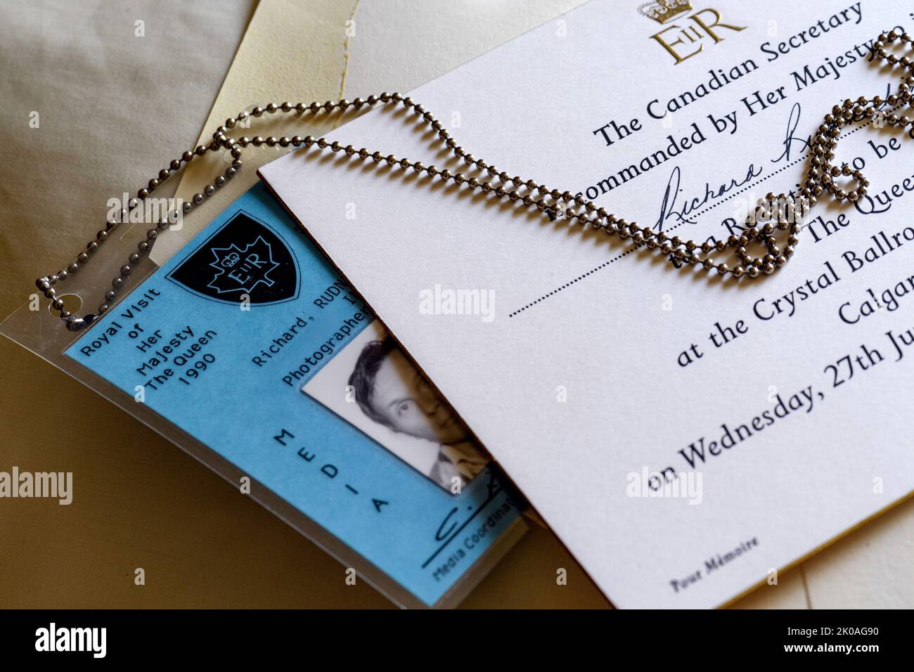 Queen Elizabeth Royal invito ad un ricevimento tenuto presso il Palliser Hotel, Calgary Alberta il 27th giugno 1990 Foto Stock