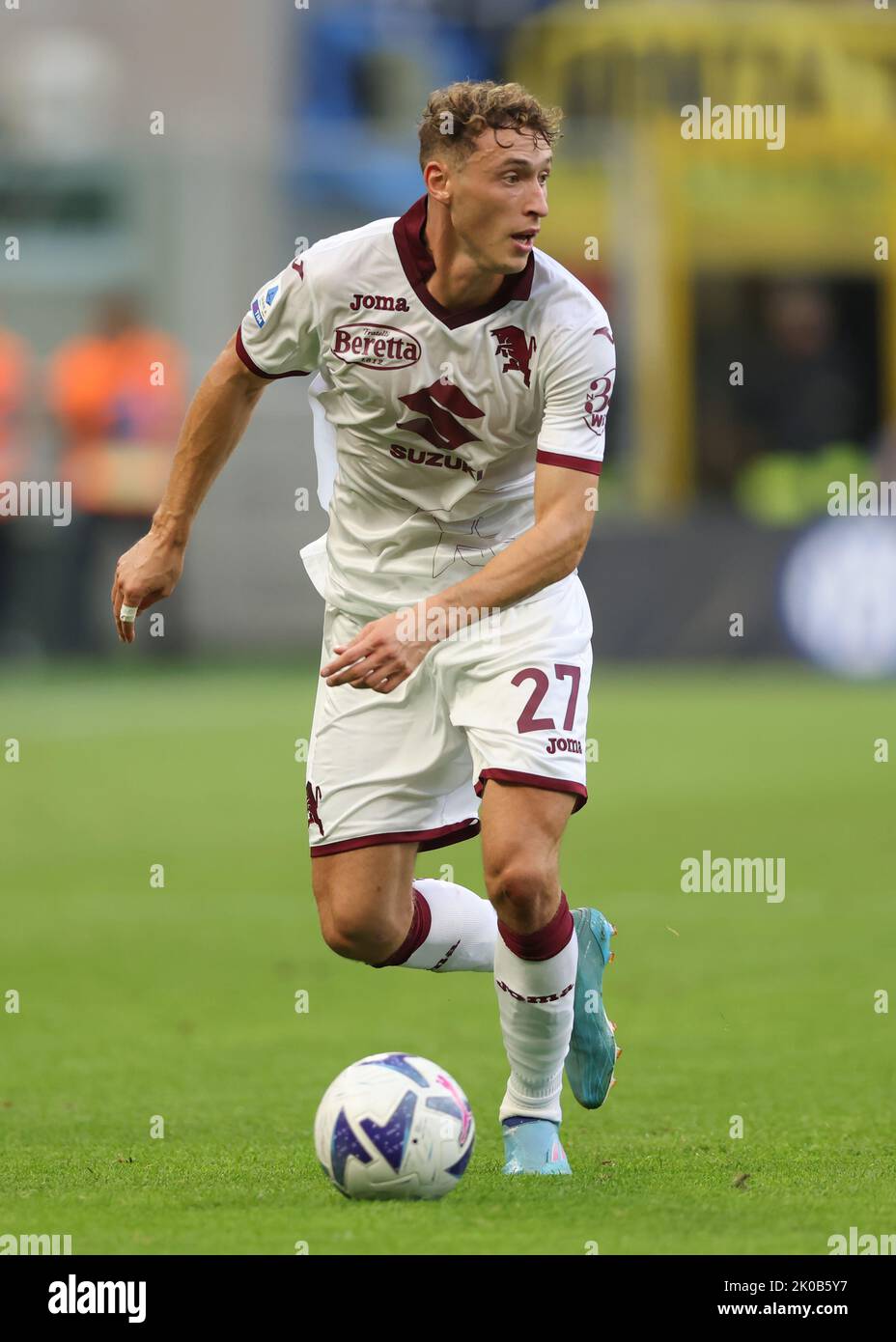 Milano, Italia, 10th settembre 2022. Mergim Vojvoda del Torino FC durante la Serie A partita a Giuseppe Meazza, Milano. L'immagine di credito dovrebbe essere: Jonathan Moskrop / Sportimage Foto Stock