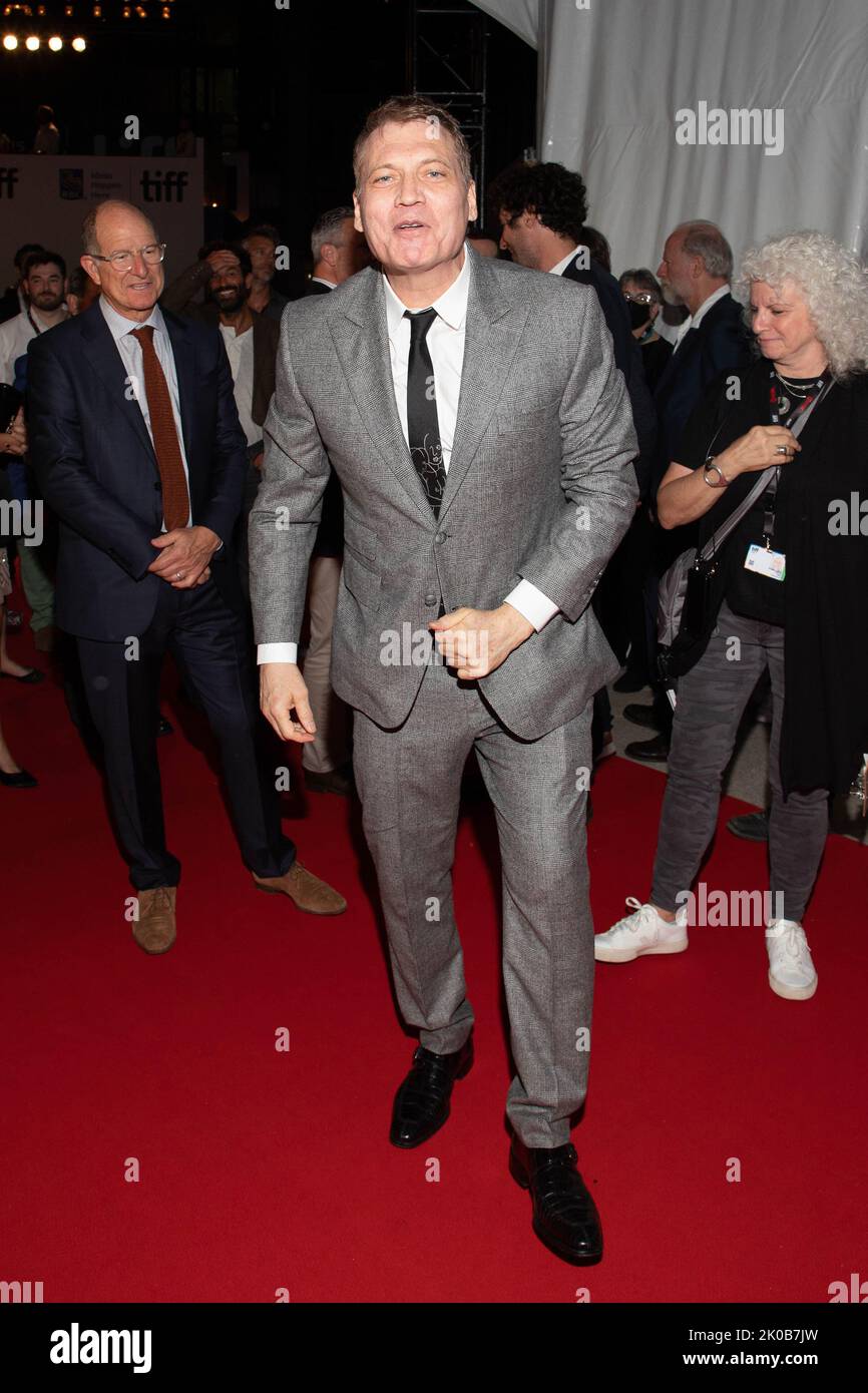 Toronto, Canada. 09th Set, 2022. Holt McCalleny partecipa alla prima edizione del Toronto International Film Festival del 2022 di 'Butcher's Crossing' alla Roy Thomson Hall il 09 settembre 2022 a Toronto, Ontario. Photo: PICJER/imageSPACE Credit: Imagespace/Alamy Live News Foto Stock