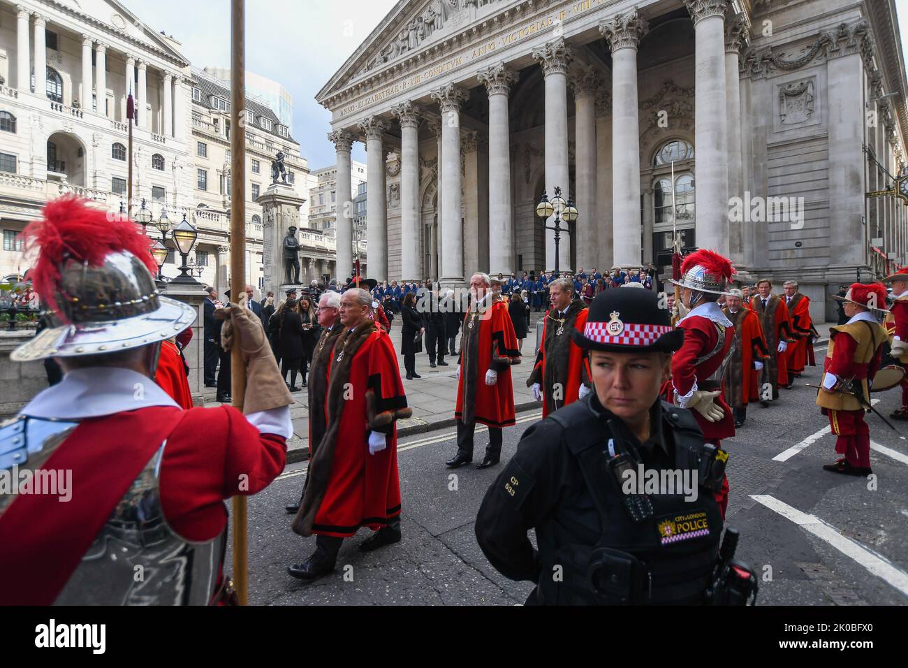 Londra, Regno Unito, 10th settembre 2022, il re Carlo III diventa ufficialmente il re in una cerimonia a St James Park. Fu poi proclamato in vari luoghi del Regno Unito. Uno di questi luoghi era al Royal Exchange nella città di Londra, Andrew Lalchan Photography/Alamy Live News Foto Stock