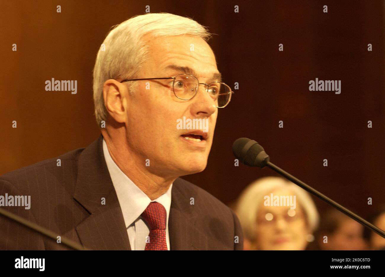 Udienza del Senato sulle nomine di Roy Bernardi, Dennis Shea, Cathy MacFarlane. Udienza del Senato su Roy Bernardi, Dennis Shea, Cathy MacFarlane Nominations Subject, Commissione del Senato su Banking, Housing, and Urban Affairs audizione, a Capitol Hill, sulle nomine di Roy Bernardi come Vice Segretario HUD, Dennis Shea come Vice Segretario per lo sviluppo delle politiche e la Ricerca, E Cathy MacFarlane come Vice Segretario per gli Affari pubblici. Foto Stock