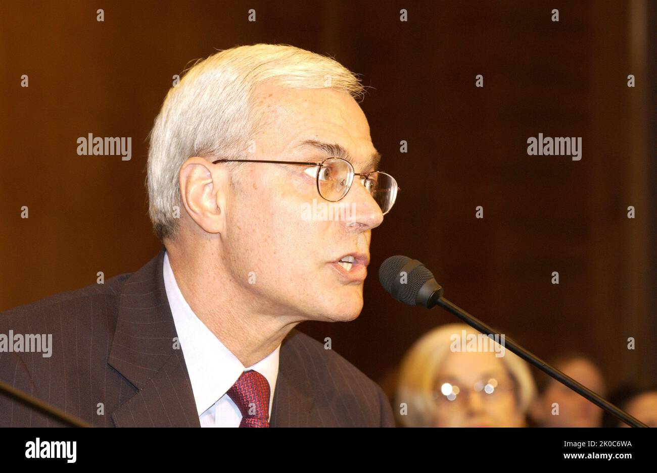 Udienza del Senato sulle nomine di Roy Bernardi, Dennis Shea, Cathy MacFarlane. Udienza del Senato su Roy Bernardi, Dennis Shea, Cathy MacFarlane Nominations Subject, Commissione del Senato su Banking, Housing, and Urban Affairs audizione, a Capitol Hill, sulle nomine di Roy Bernardi come Vice Segretario HUD, Dennis Shea come Vice Segretario per lo sviluppo delle politiche e la Ricerca, E Cathy MacFarlane come Vice Segretario per gli Affari pubblici. Foto Stock