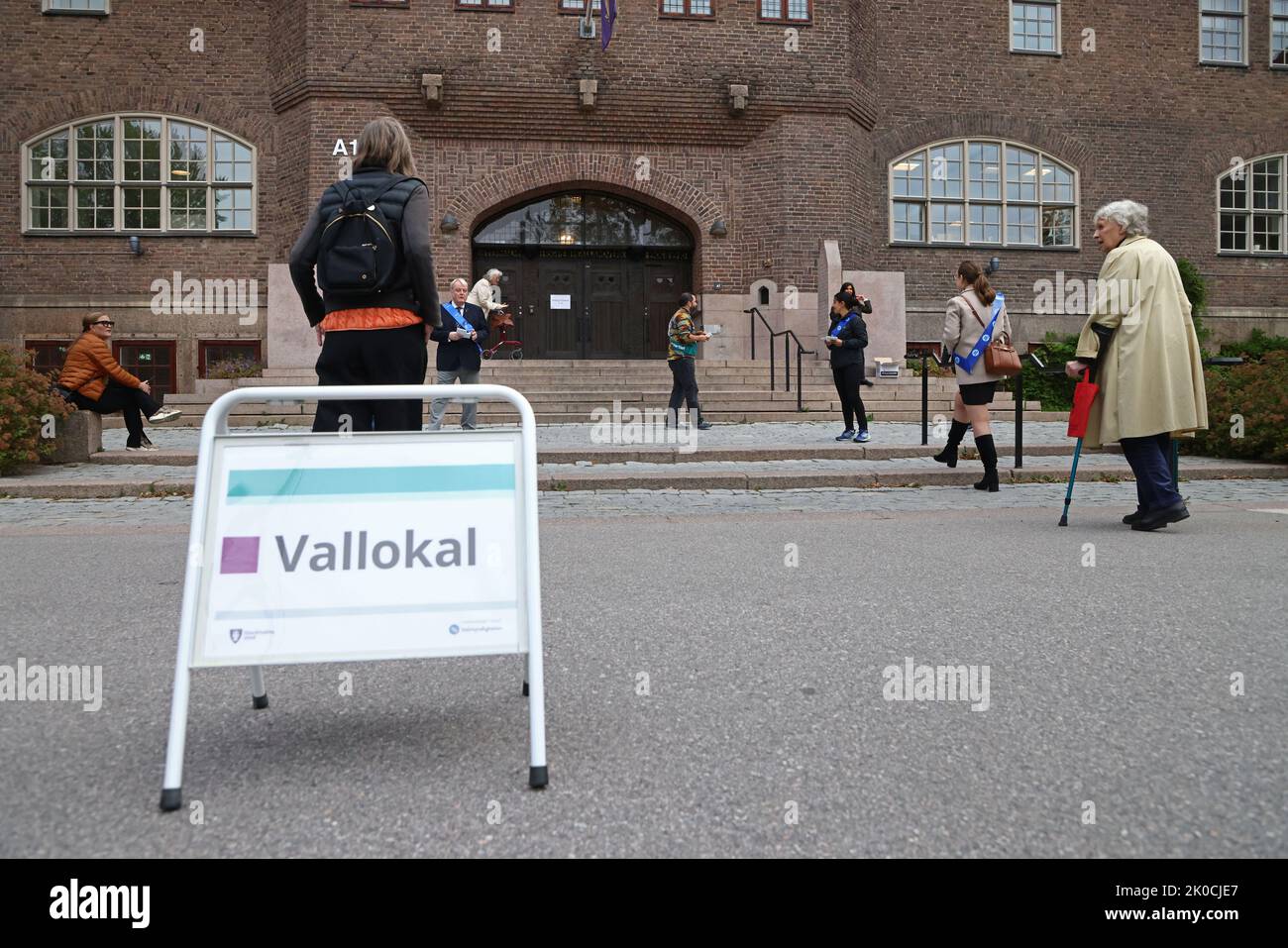 Stoccolma, Svezia. 11th, settembre 2022. Le elezioni parlamentari svedesi, giorno delle elezioni, durante la domenica a Stoccolma, in Svezia. Nella foto: Un seggio elettorale a Östermalm, Stoccolma, Svezia. Ecco un'immagine di quando il seggio elettorale è stato aperto alle 8am di domenica mattina. Credit: Jeppe Gustafsson/Alamy Live News Foto Stock