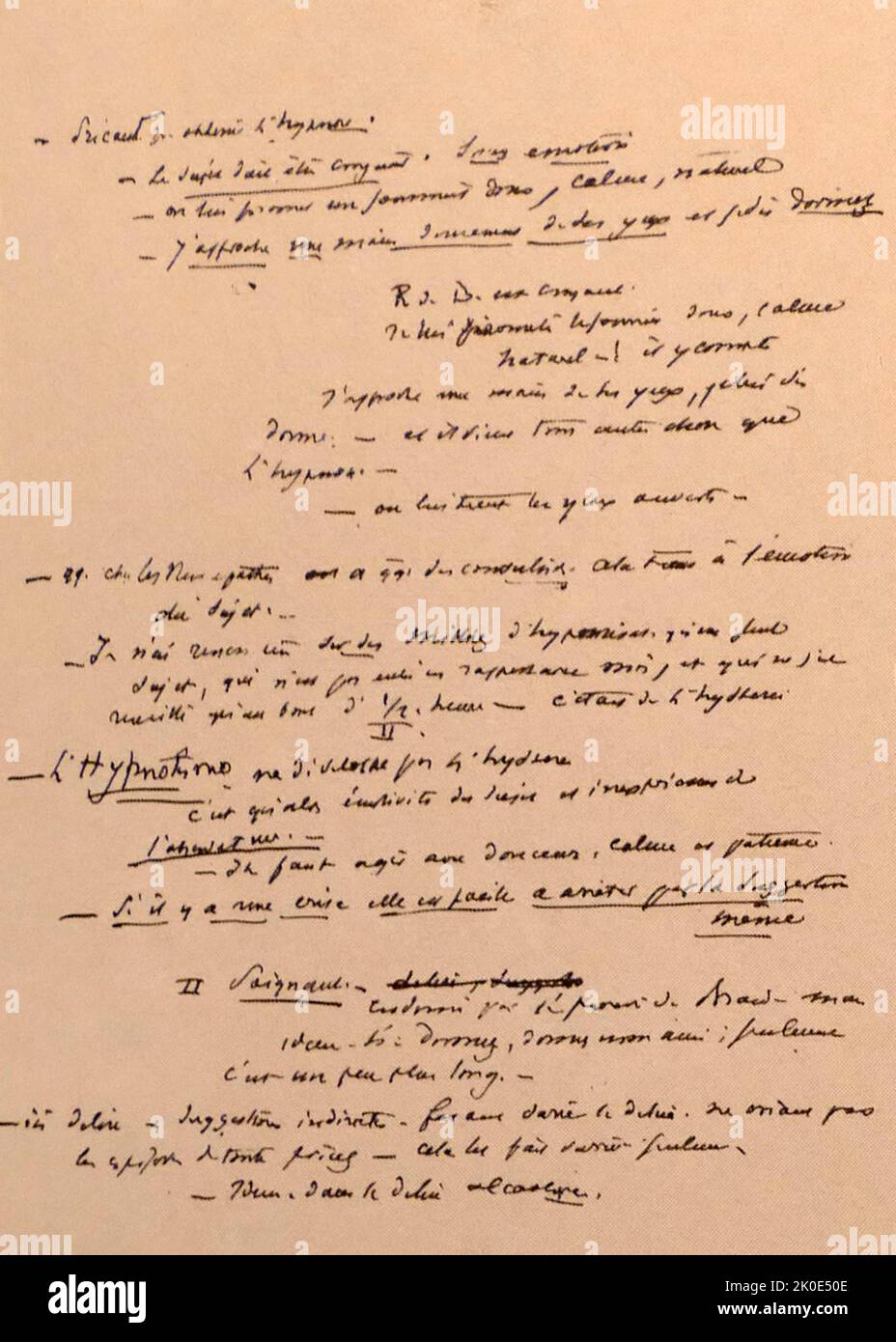 Note in mano di Charcot sull'uso di ipnosi. Jean-Martin Charcot (1825 - 1893) neurologo francese e professore di patologia anatomica, oggi più noto per il suo lavoro sull'ipnosi e l'isteria, in particolare il suo lavoro con il paziente di isteria Louise Augustine Gleizes. Charcot è conosciuto come 'il fondatore della neurologia moderna'. Foto Stock