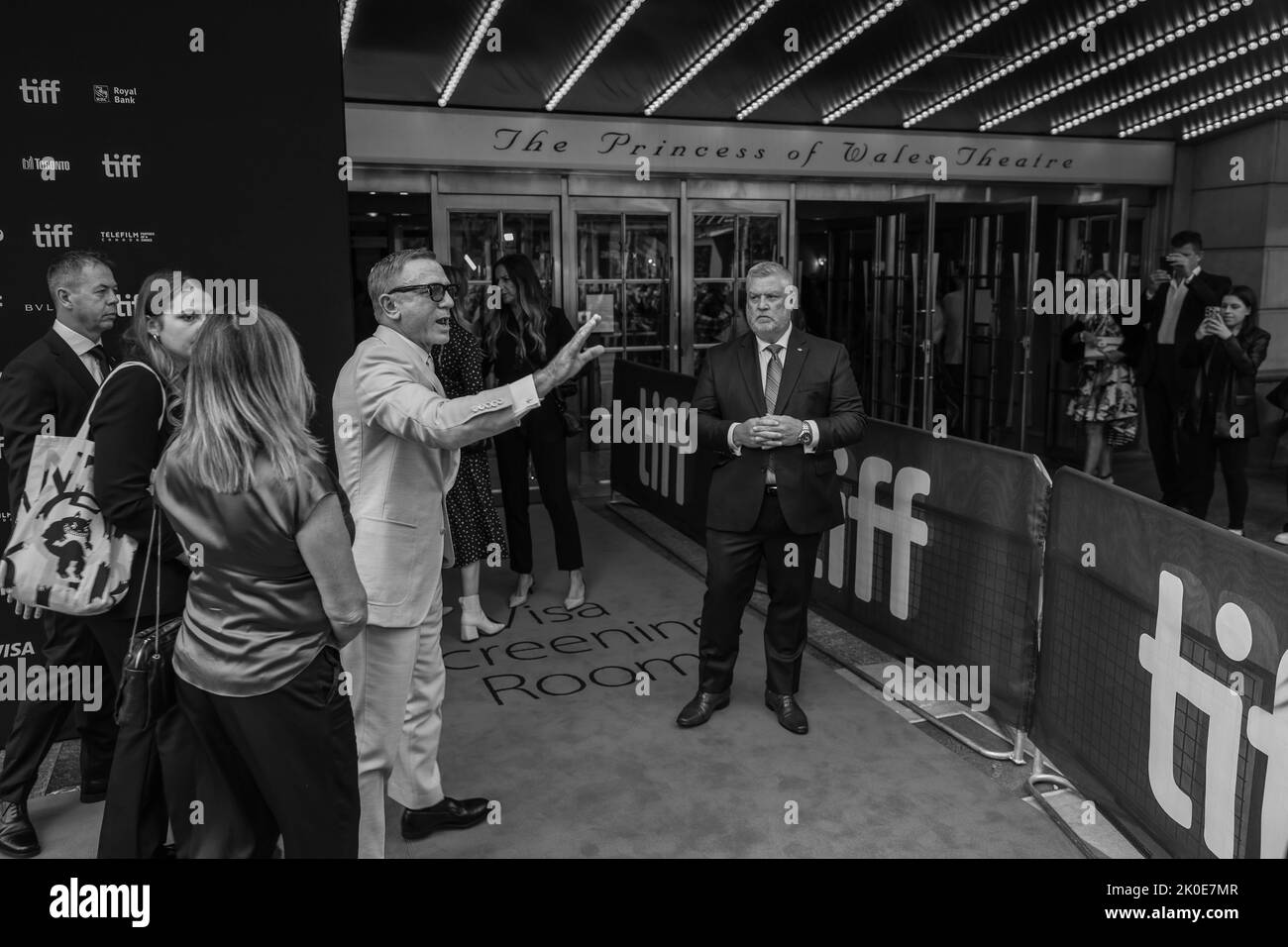 Daniel Craig partecipa alla prima "Glass Onion: A Knives out Mystery" durante il 2022° Festival Internazionale del Film di Toronto al Princess of Wales Theatre il 10 settembre 2022 a Toronto Foto Stock